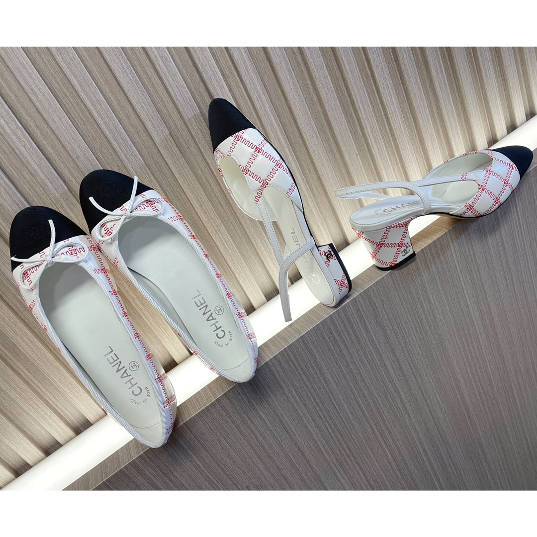 CC 26s Ballerinas Slingbacks CC Logo White Black Canvas Leather 108838