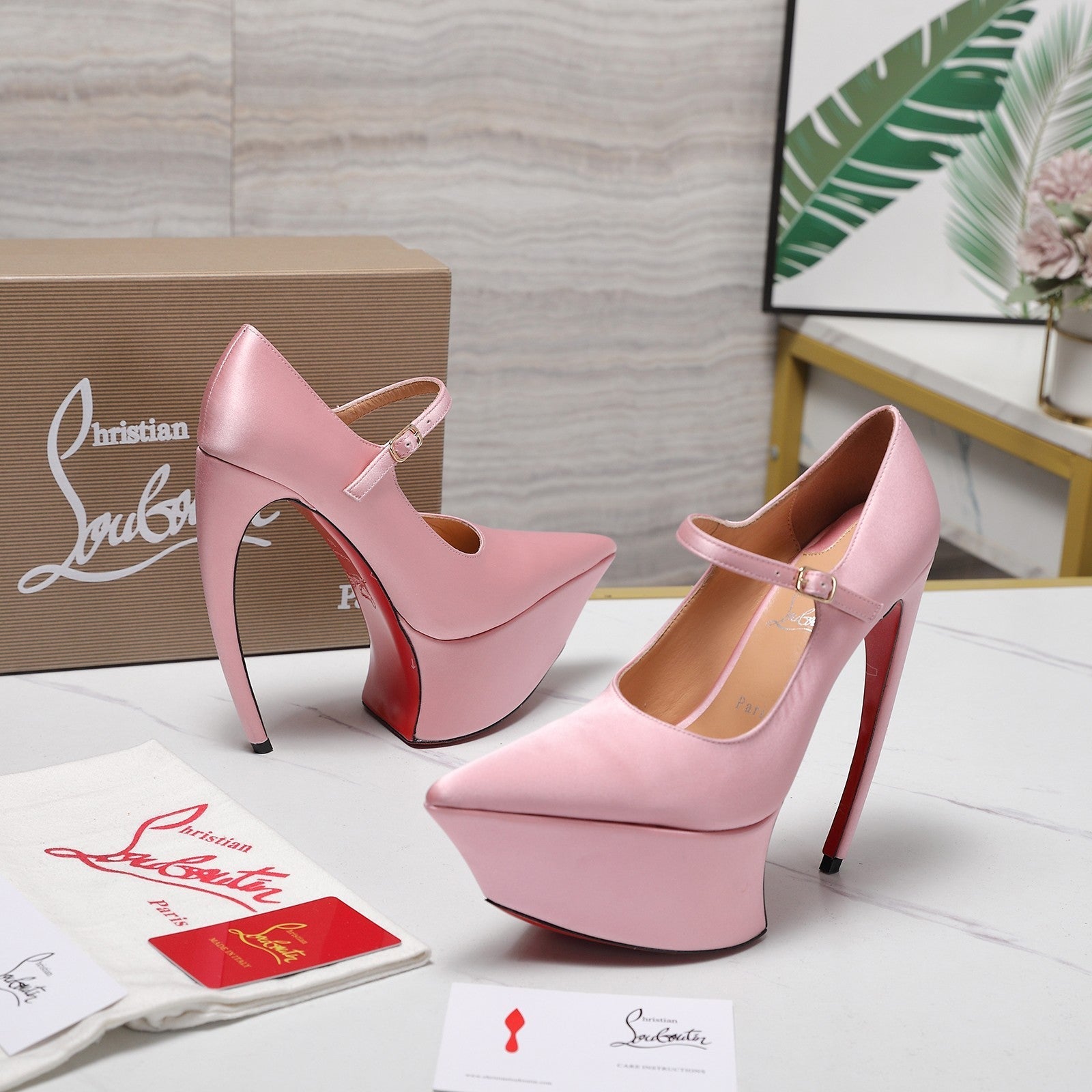 CL Matières Fécales Platform Pumps 15cm Light Pink Satin 637888