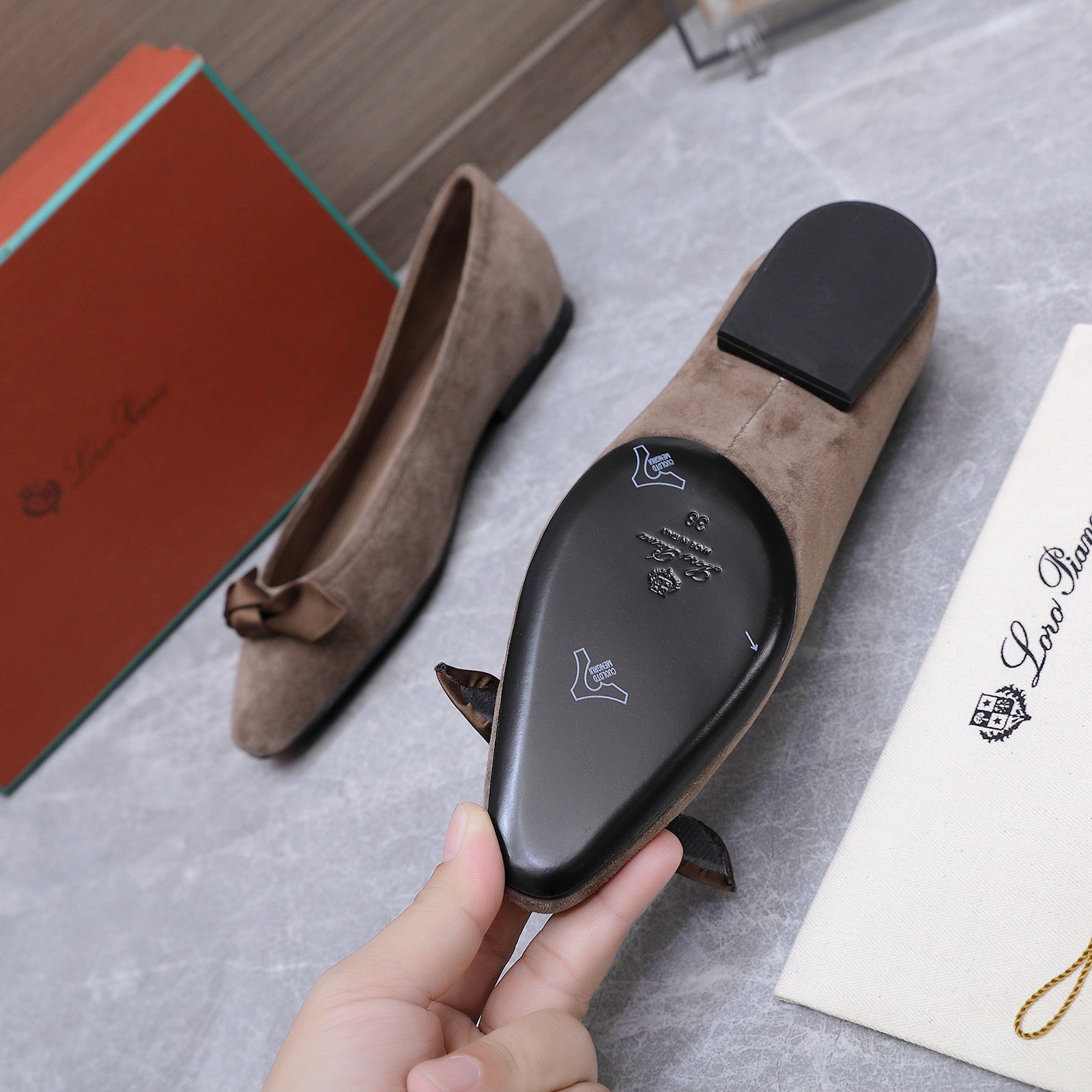 LP 26s Primula Ballet Flat Taupe Suede 864938