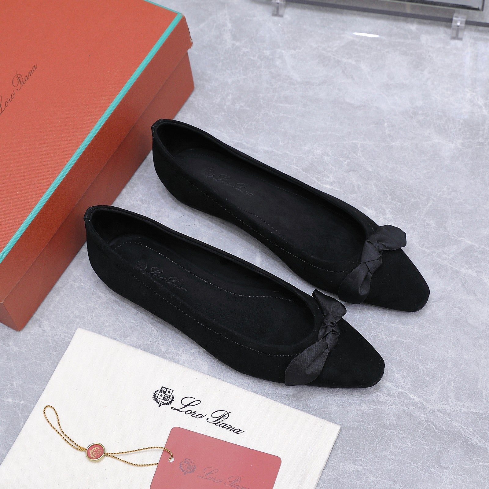 LP 26s Primula Ballet Flat Black Velvet 864941