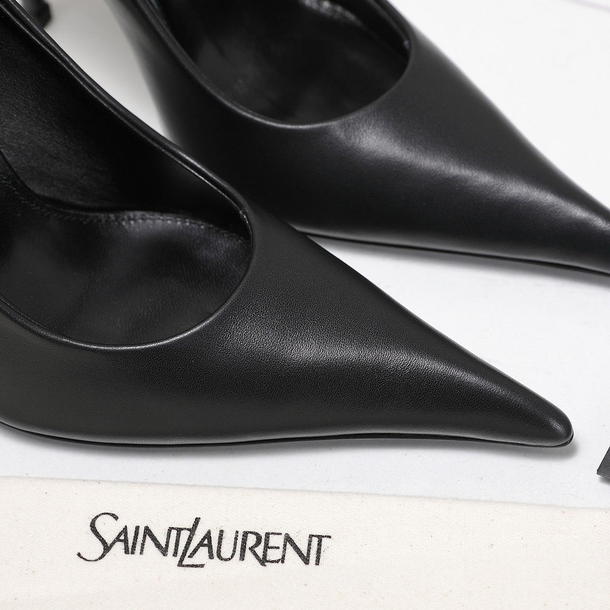 YSL 26s Zoe Pumps Black Black Leather 125853
