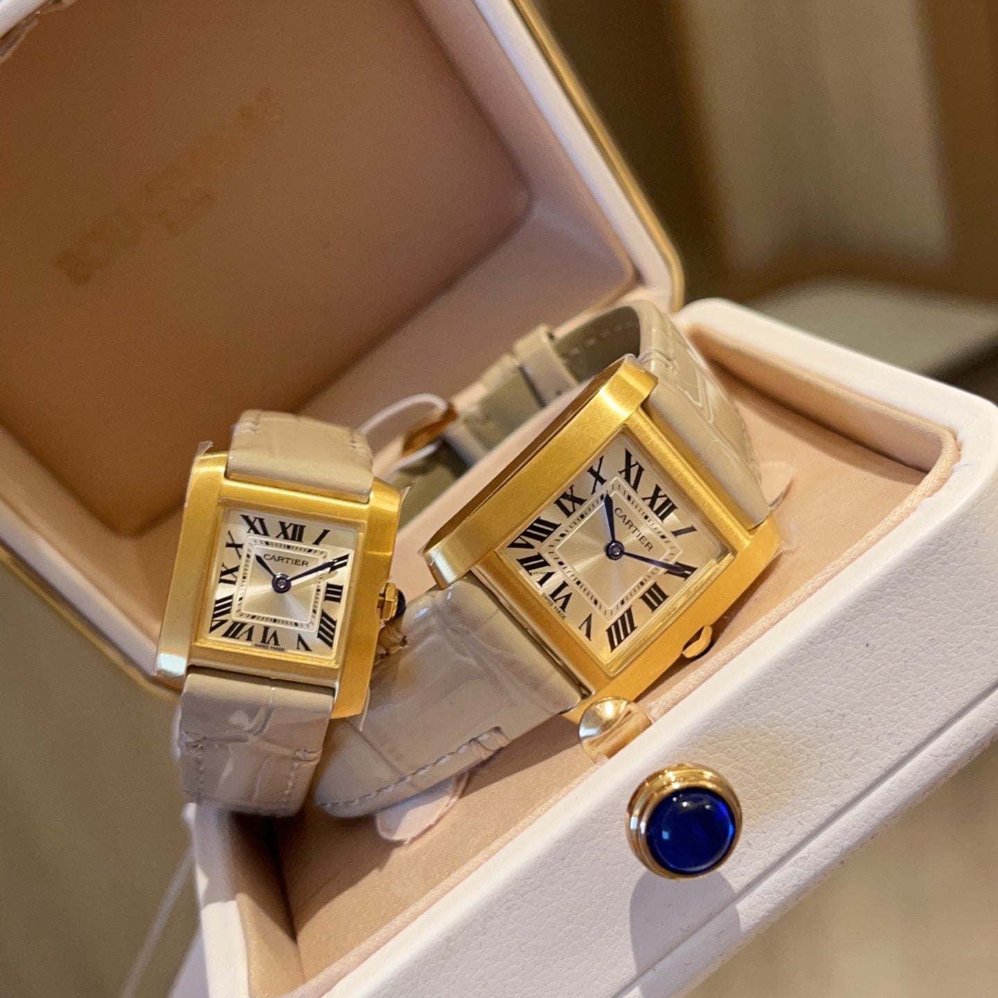 Cartier Tank Francaise 21.2mm & 27mm Gold Leather
