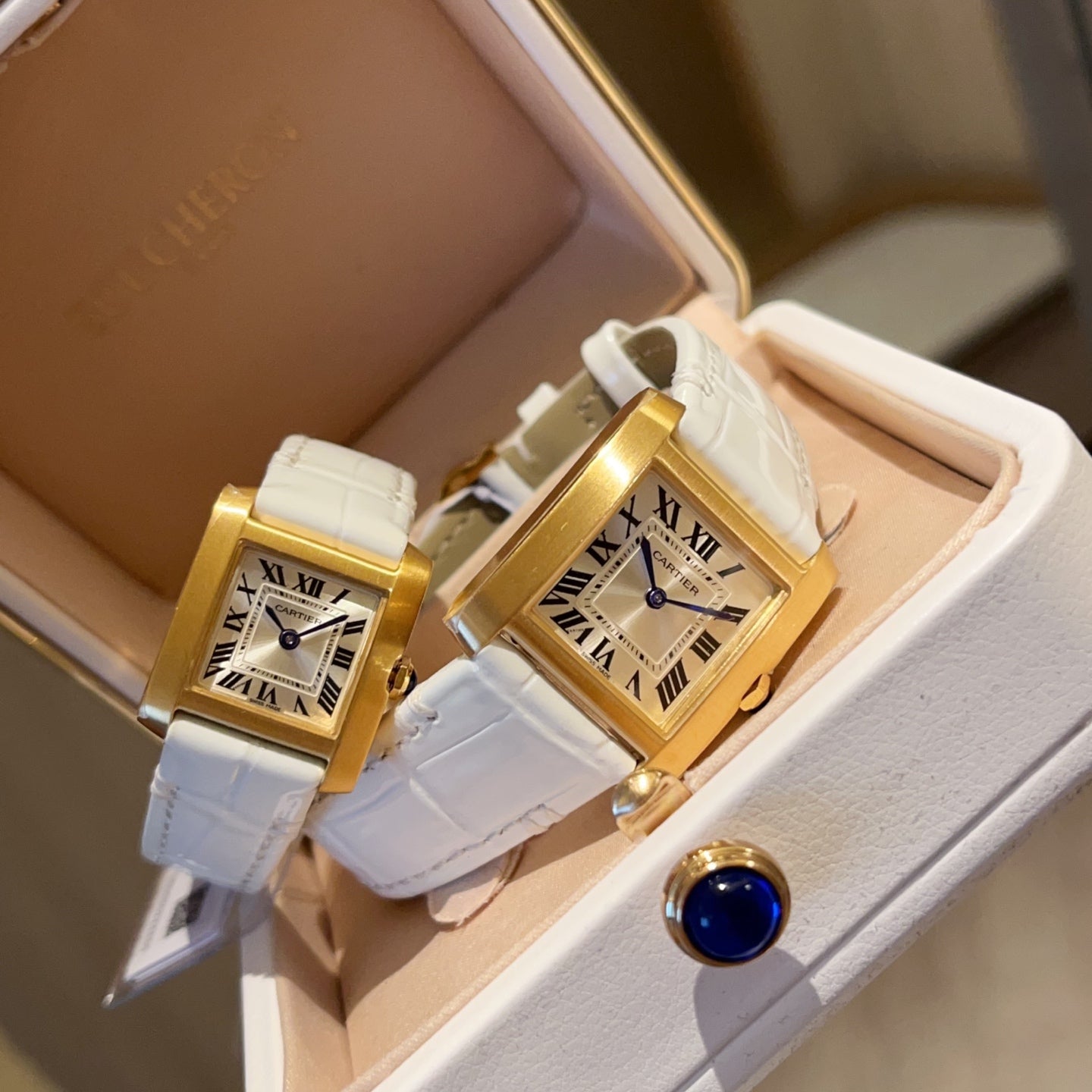Cartier Tank Francaise 21.2mm & 27mm Gold Leather