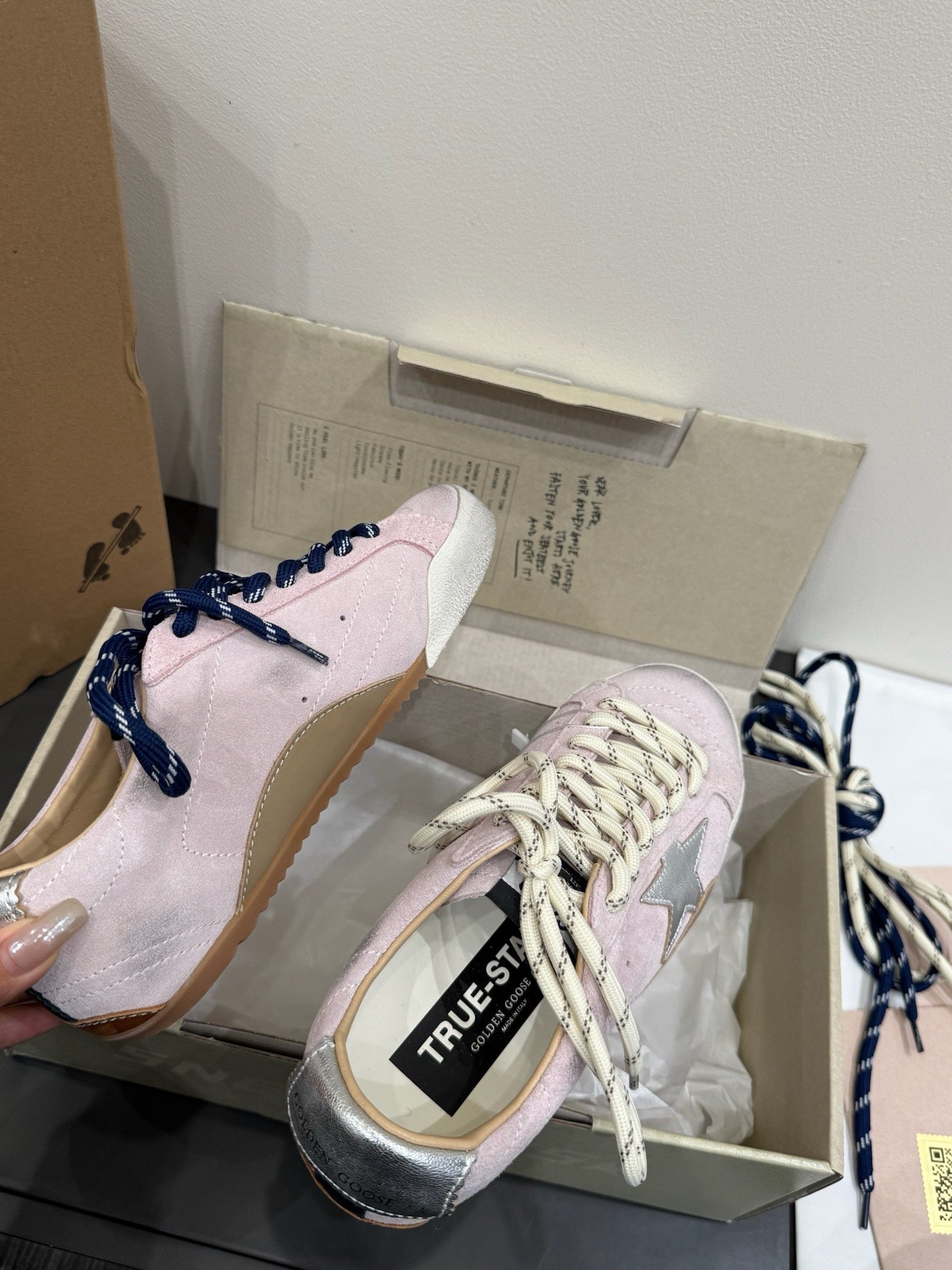 DC 25 Golden Goos Superstar Trainers Pink Cowhide & Rubber 334968