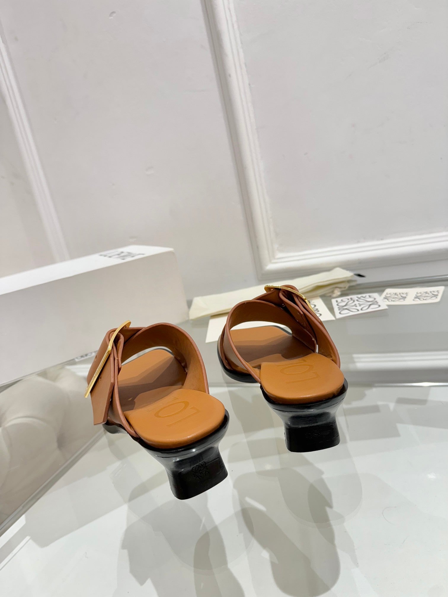 Loewe Petal Buckle Sandals Tan Brown Leather 881323