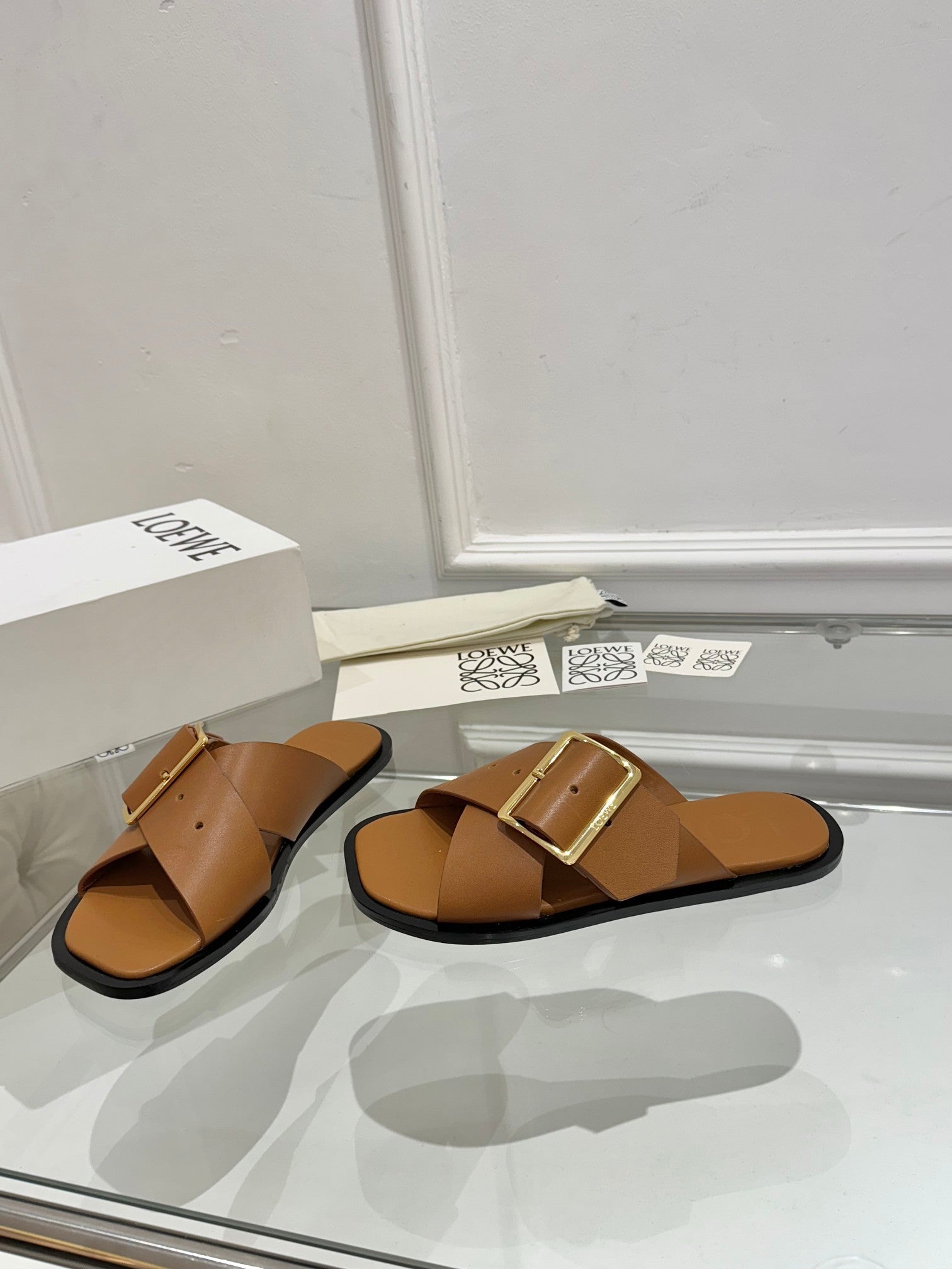 Loewe Petal Buckle Slide Tan Brown Leather 881319