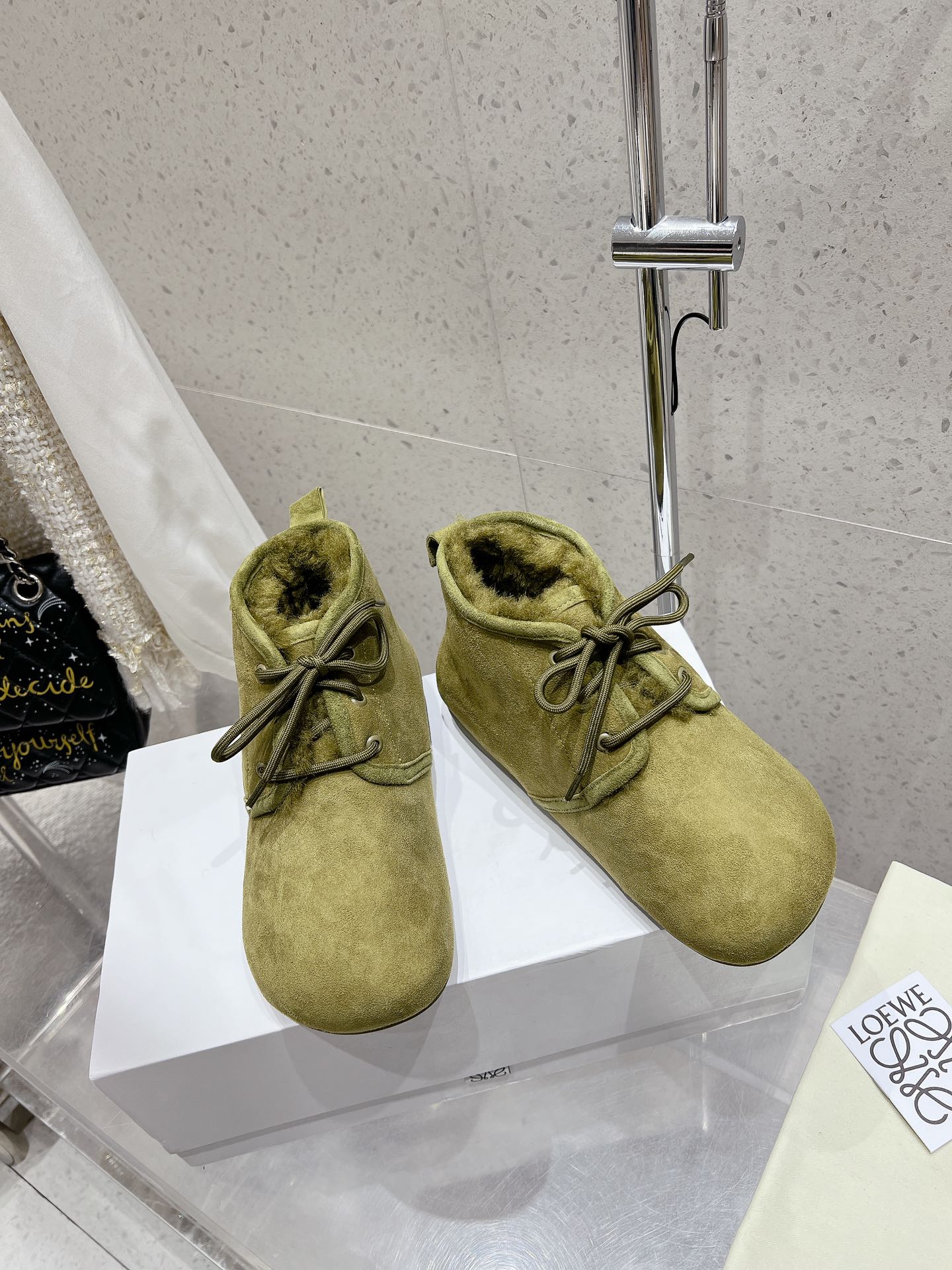 Loewe One-Piece Snow Boots Light Green Suede 435629