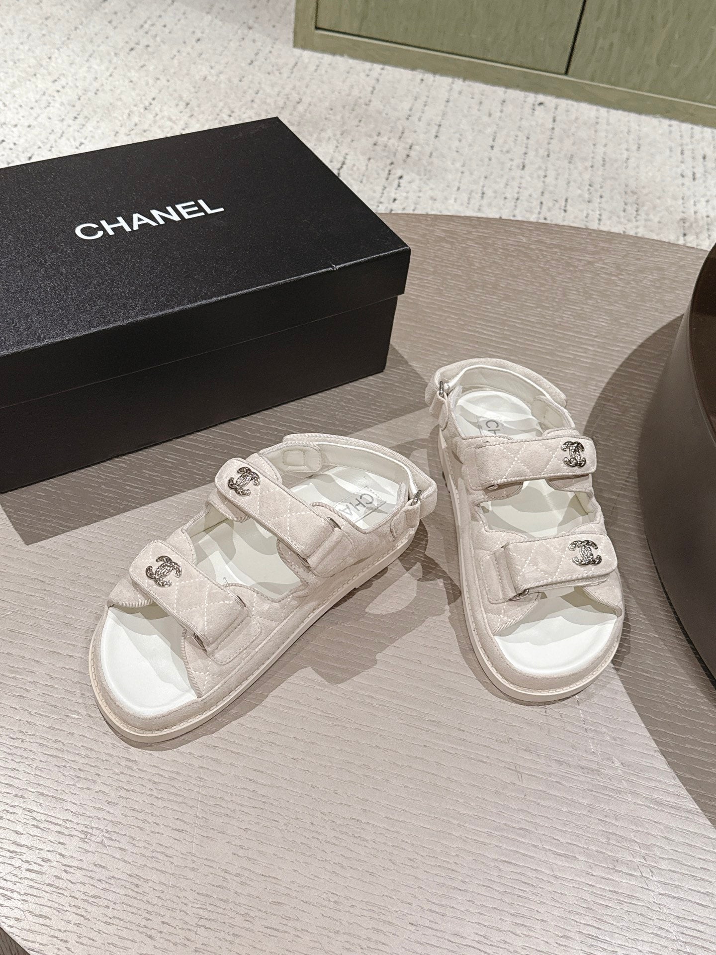 CC 26s Dad Sandal Beige Cream Suede 762931