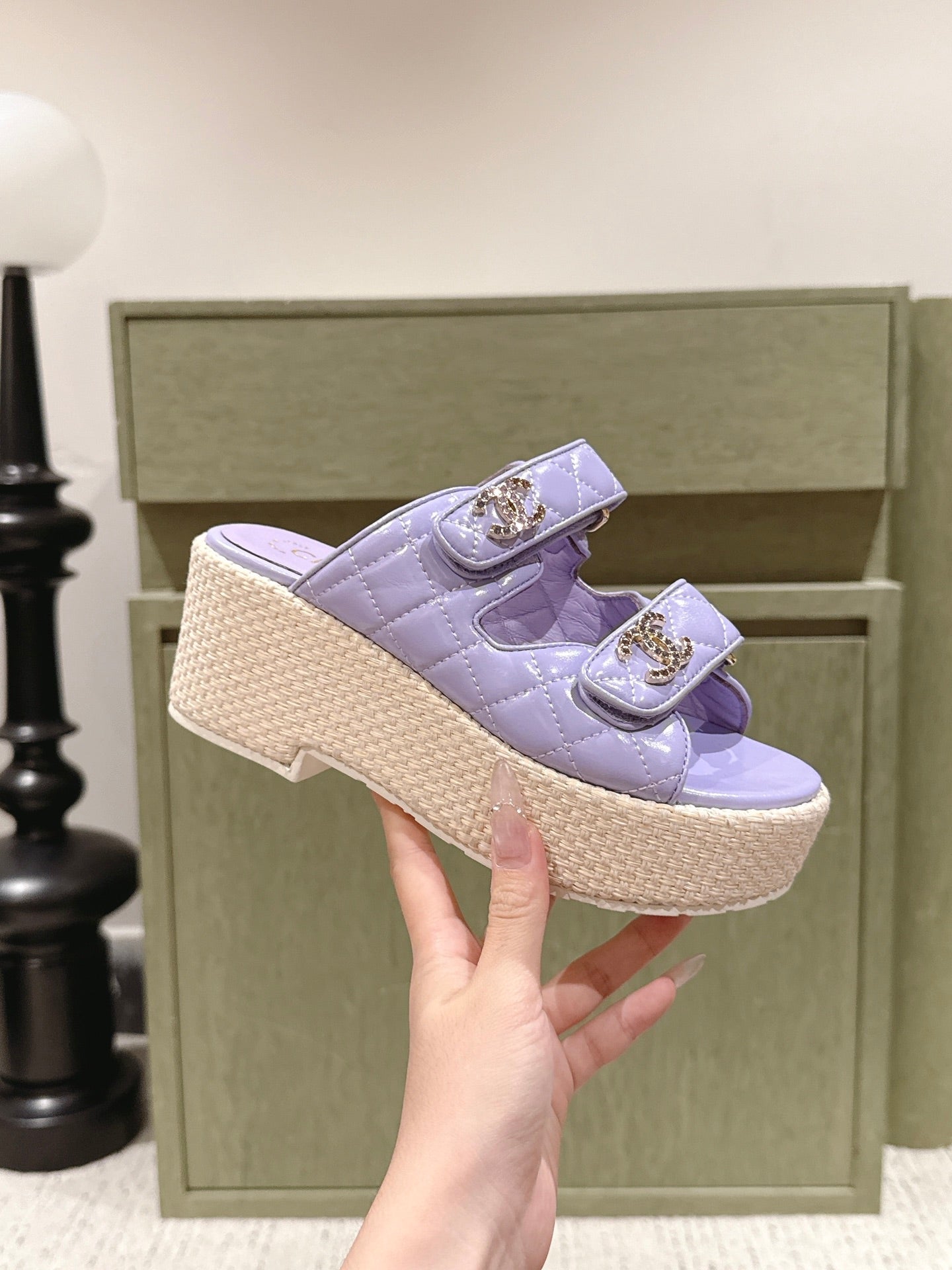 CC 26s Dad Platform Sandal Mule Light Purple Sheepskin 762872