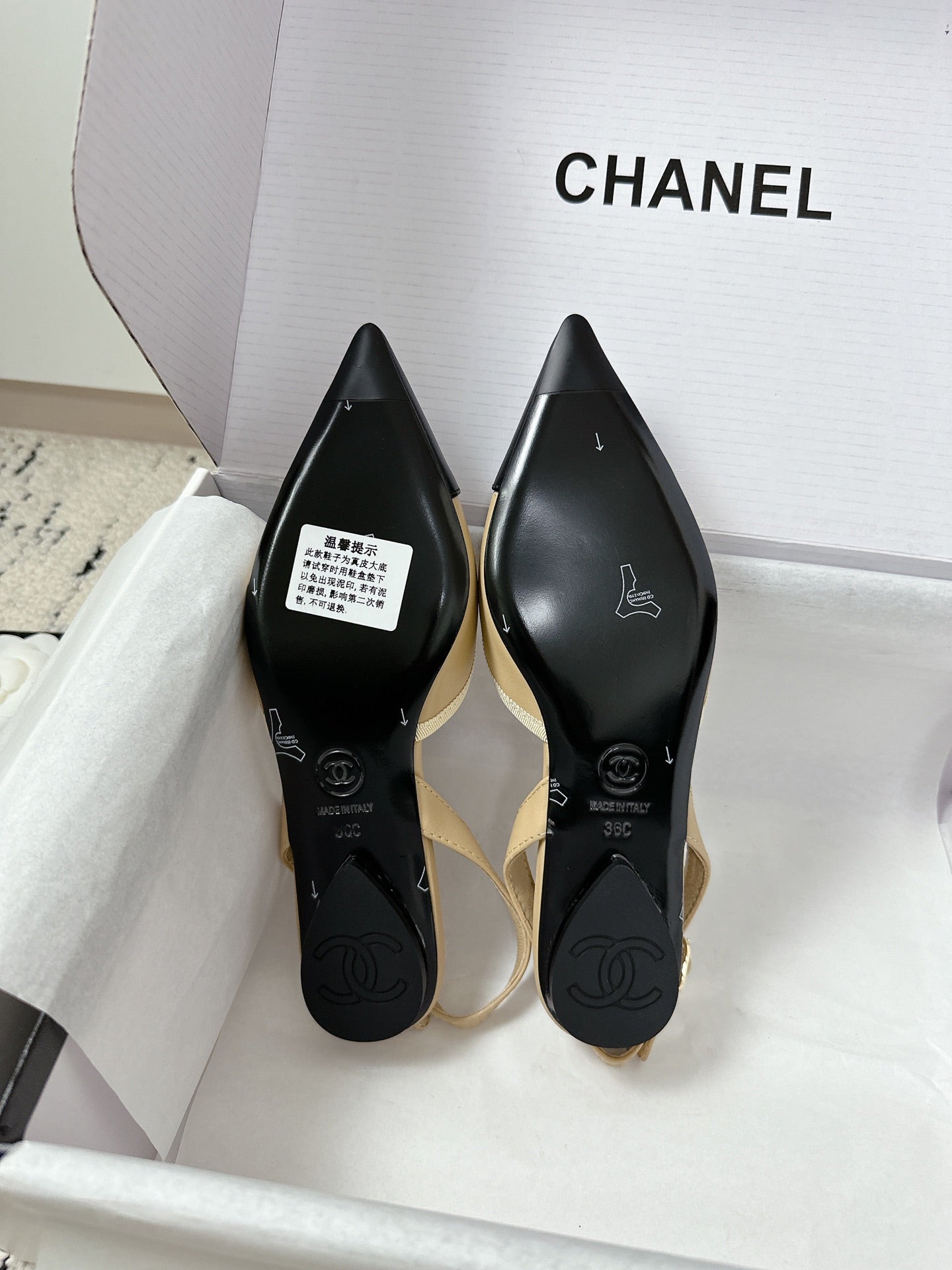 CC Slingback Pointed Beige Black Leather 628300