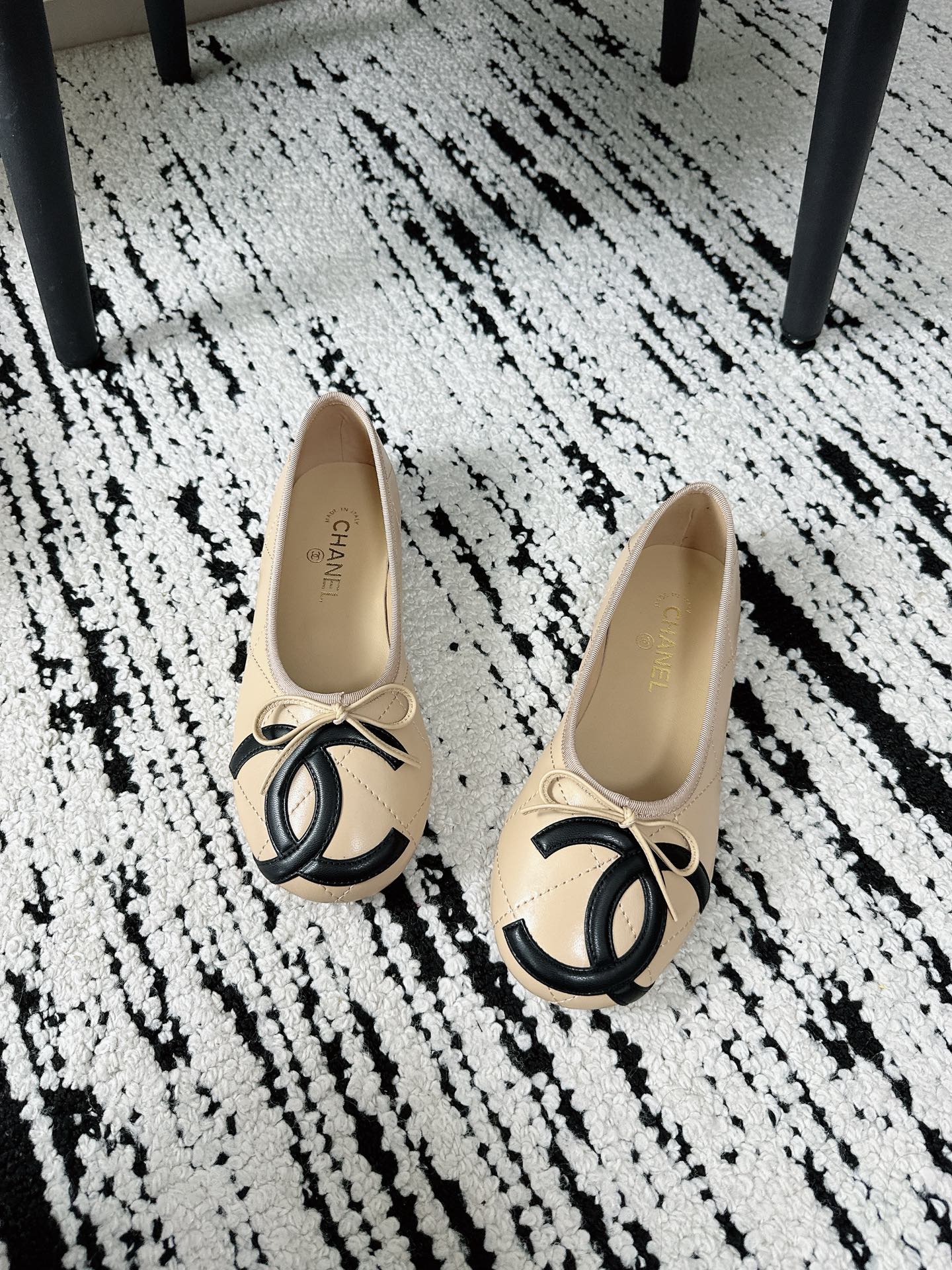 CC 26s Coco Beach Ballet Flats Beige Quited Lambskin 741191