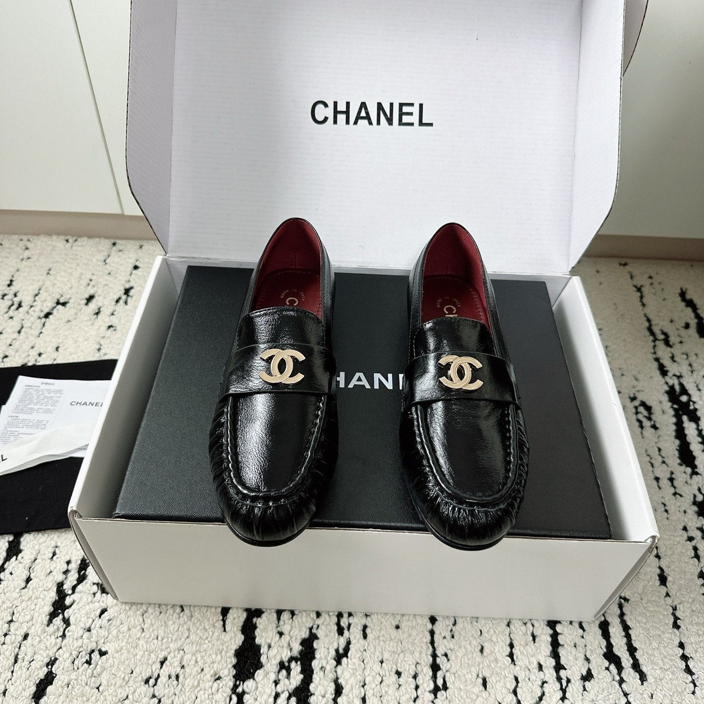 CC 26A Métiers d’art 2026 Loafer Black Glossy Sheepskin 900703