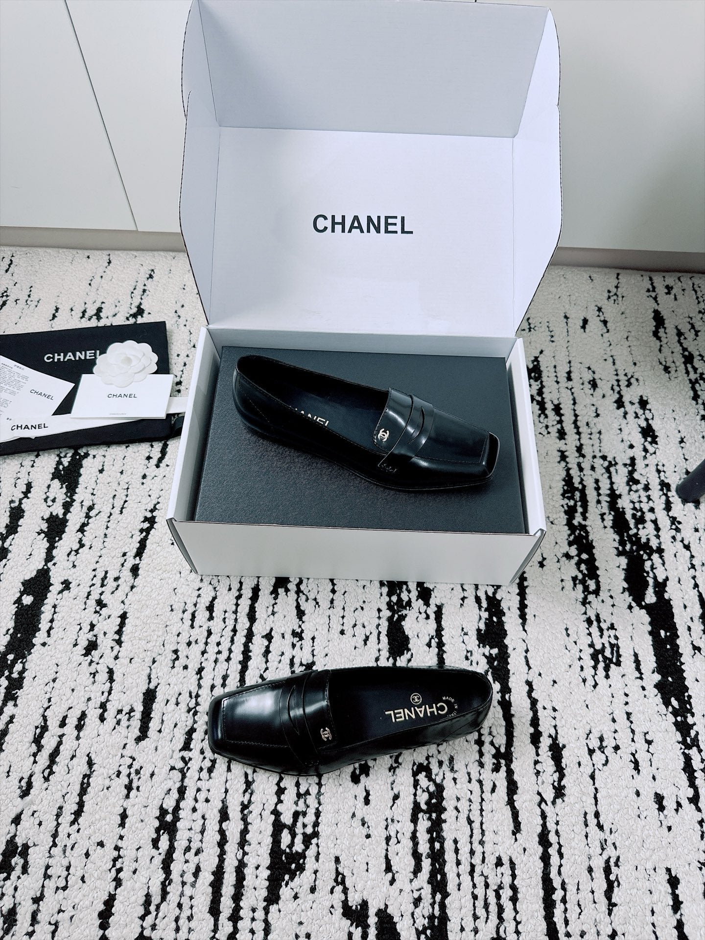 CC AW26 Mocassins Flat Black Shiny Leather 942448