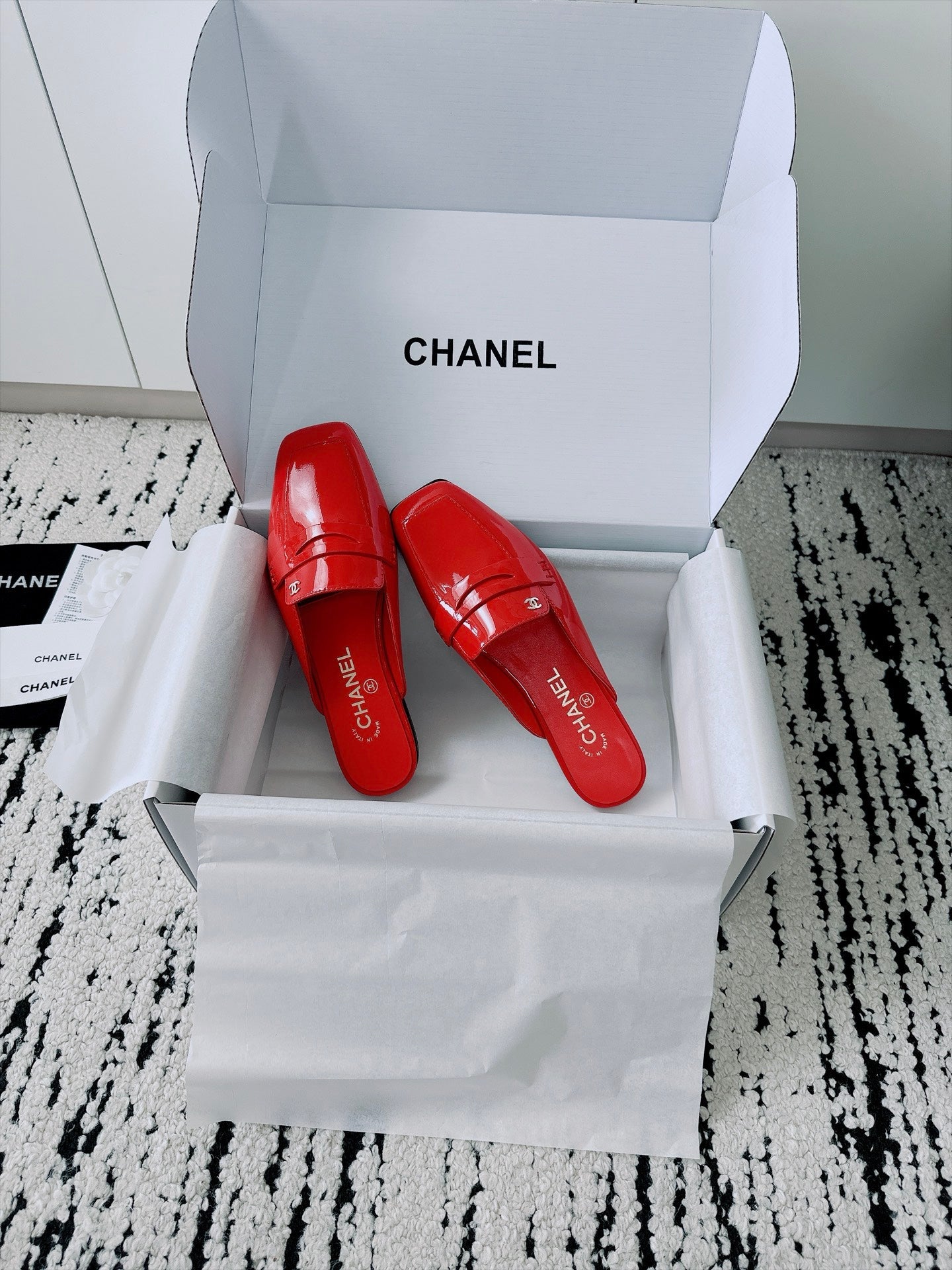 CC AW26 Mocassins Mule Bright Red Shiny Leather 942469