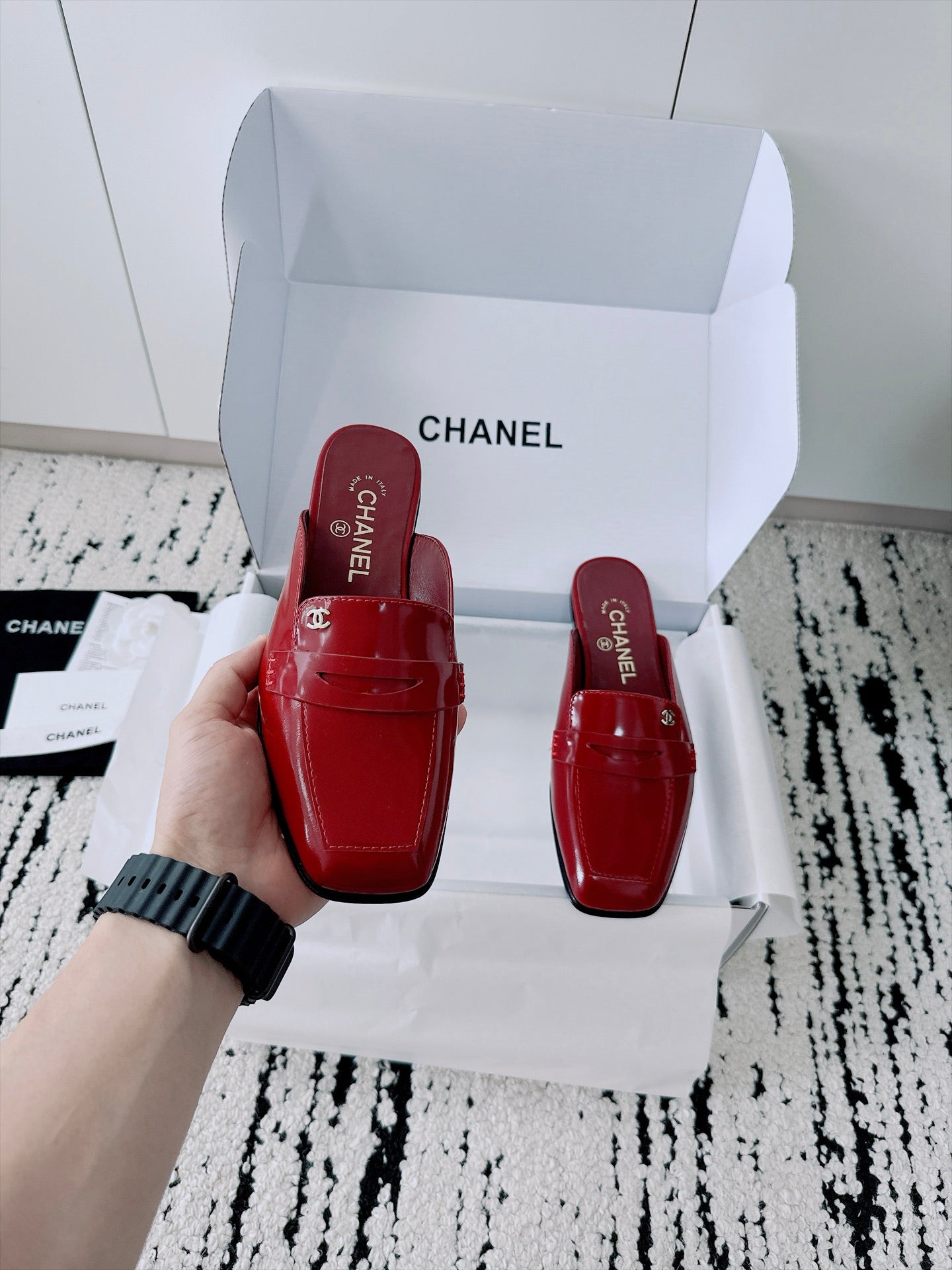 CC AW26 Mocassins Mule Red Shiny Leather 942470