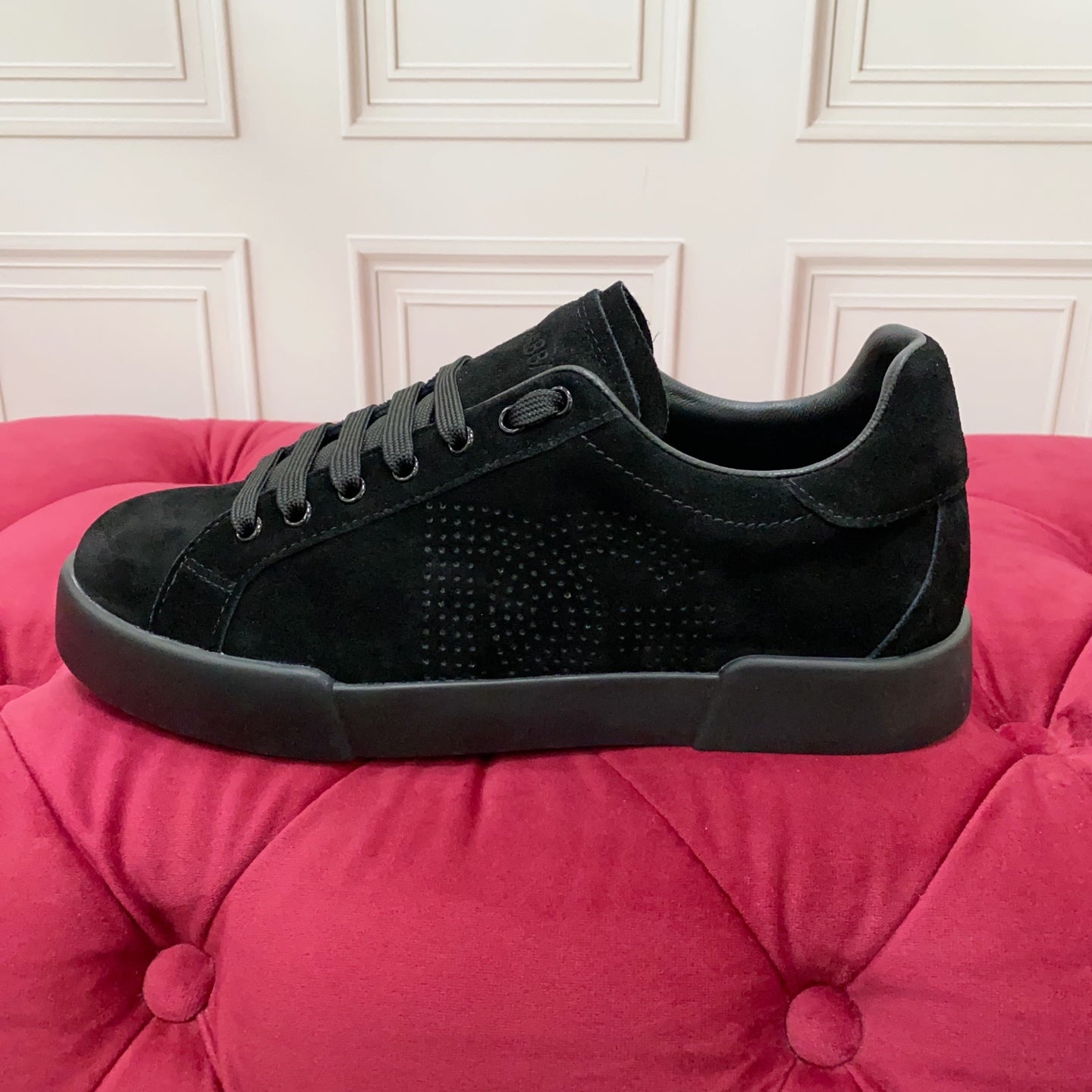 DC 25 Portofino Sneakers Black Suede & Sheepskin 333873