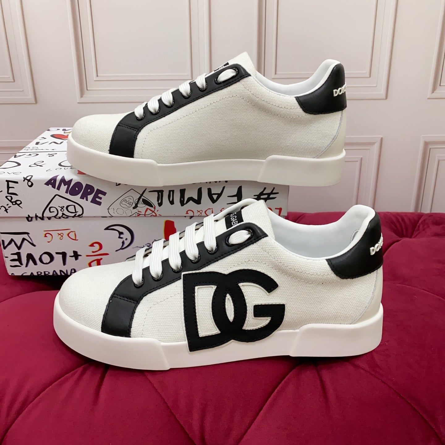 DC 25 Portofino Sneakers Black White Cowhide 354915