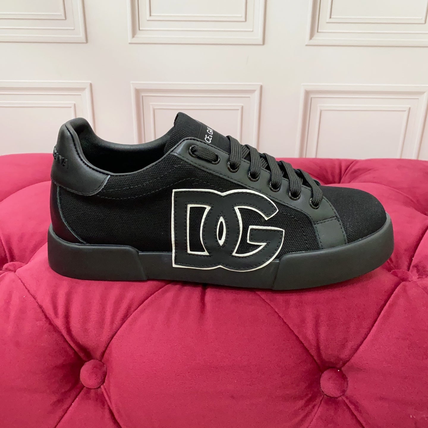 DC 25 Portofino Sneakers Black Cowhide 354916