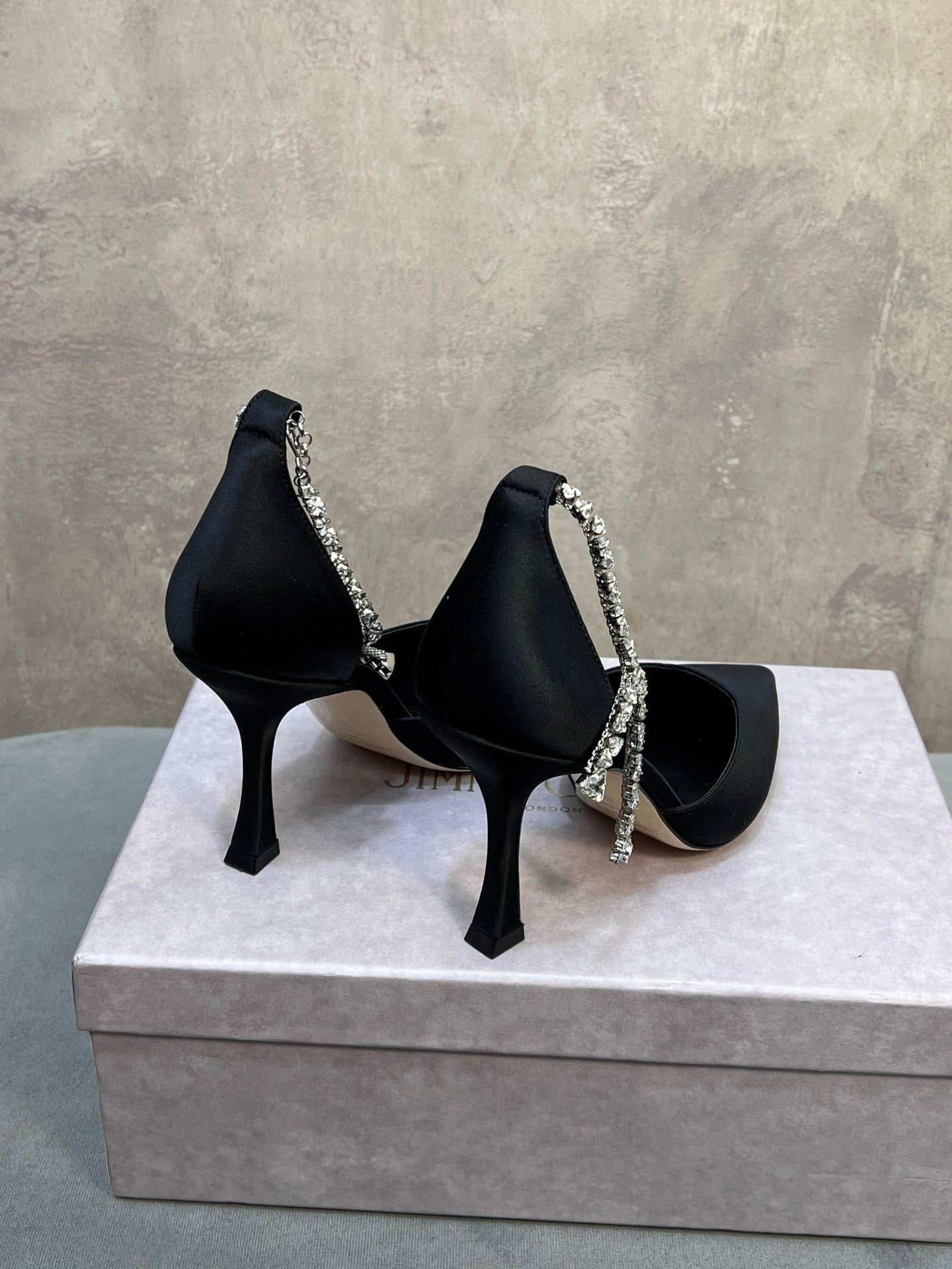 Jimmy 26 Stevie Pump 10cm Black Crystal Satin 682959