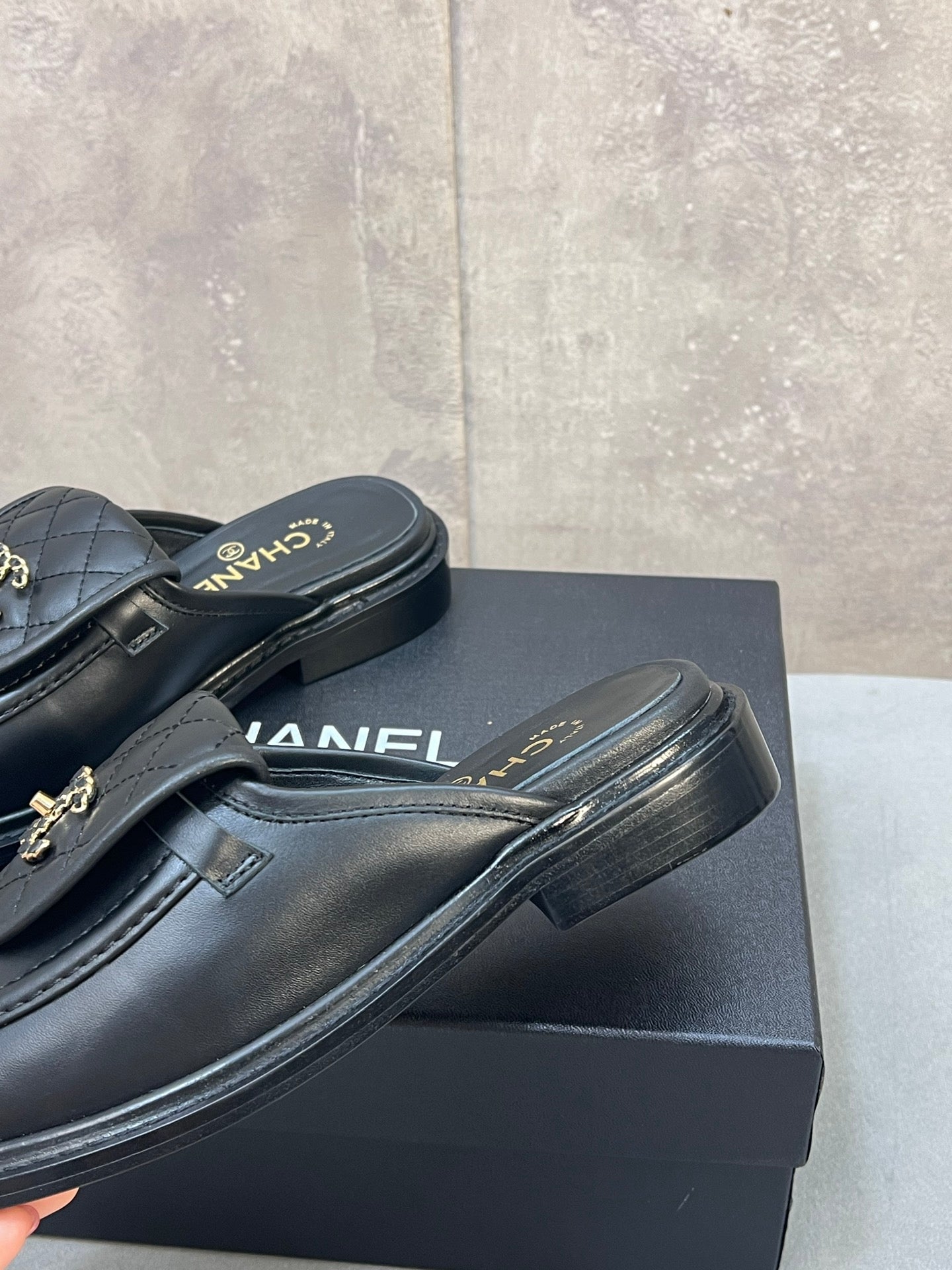 CC 26s Mule Loafers Black Calfskin With Quilted Flap