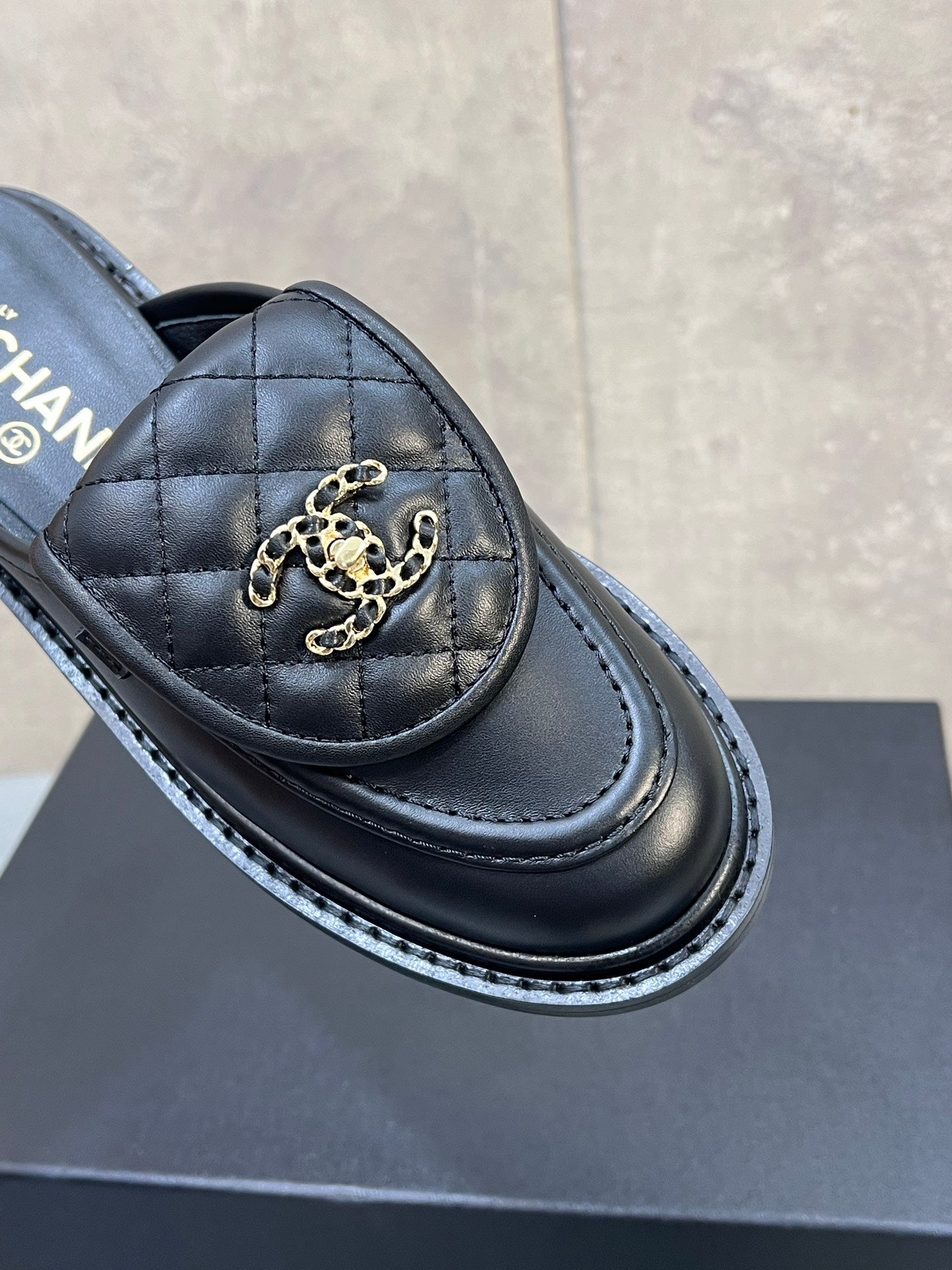 CC 26s Mule Loafers Black Calfskin With Quilted Flap