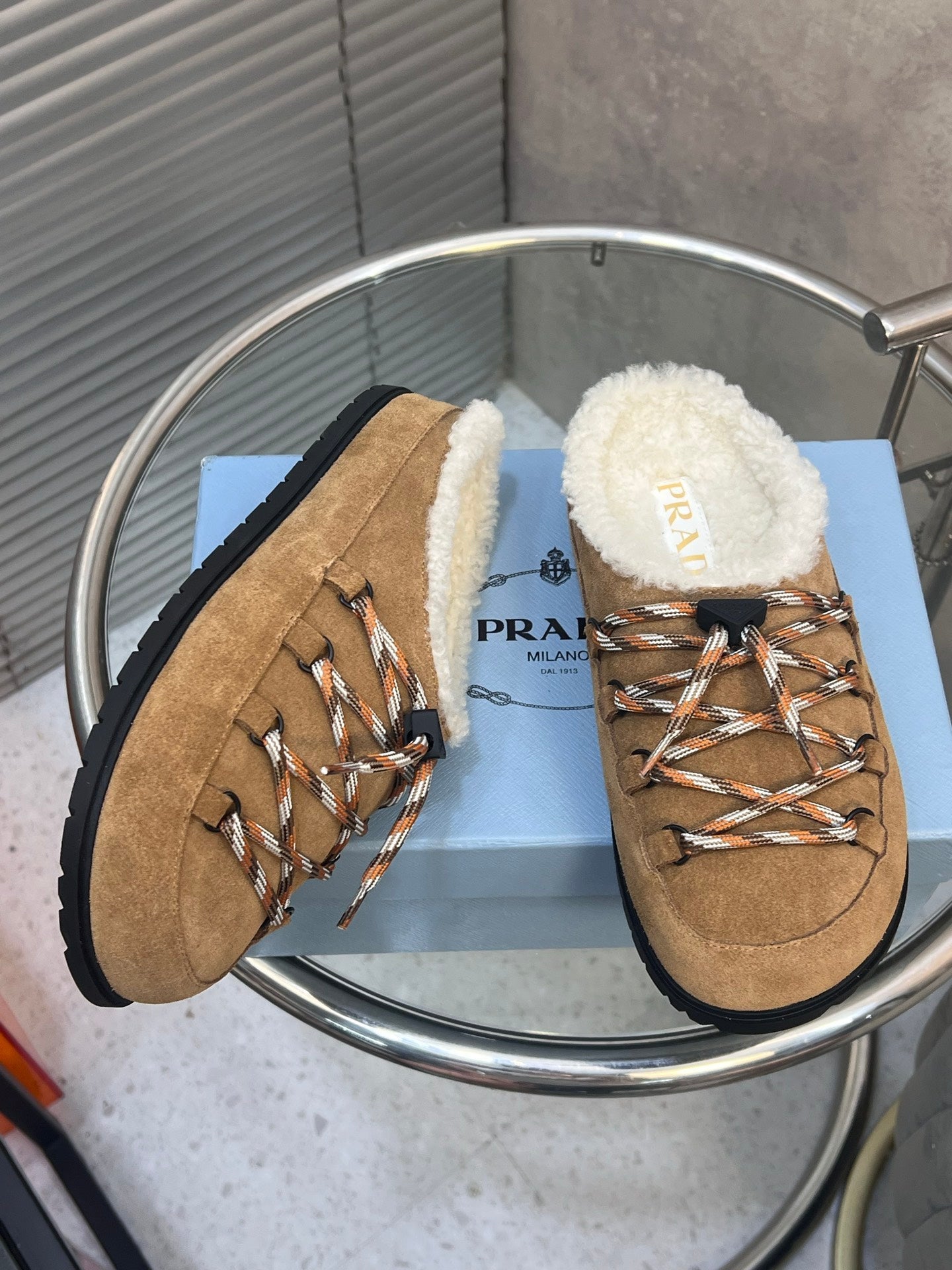 Prada 26s Mules Lace-up Brown Suede Shearing 952900