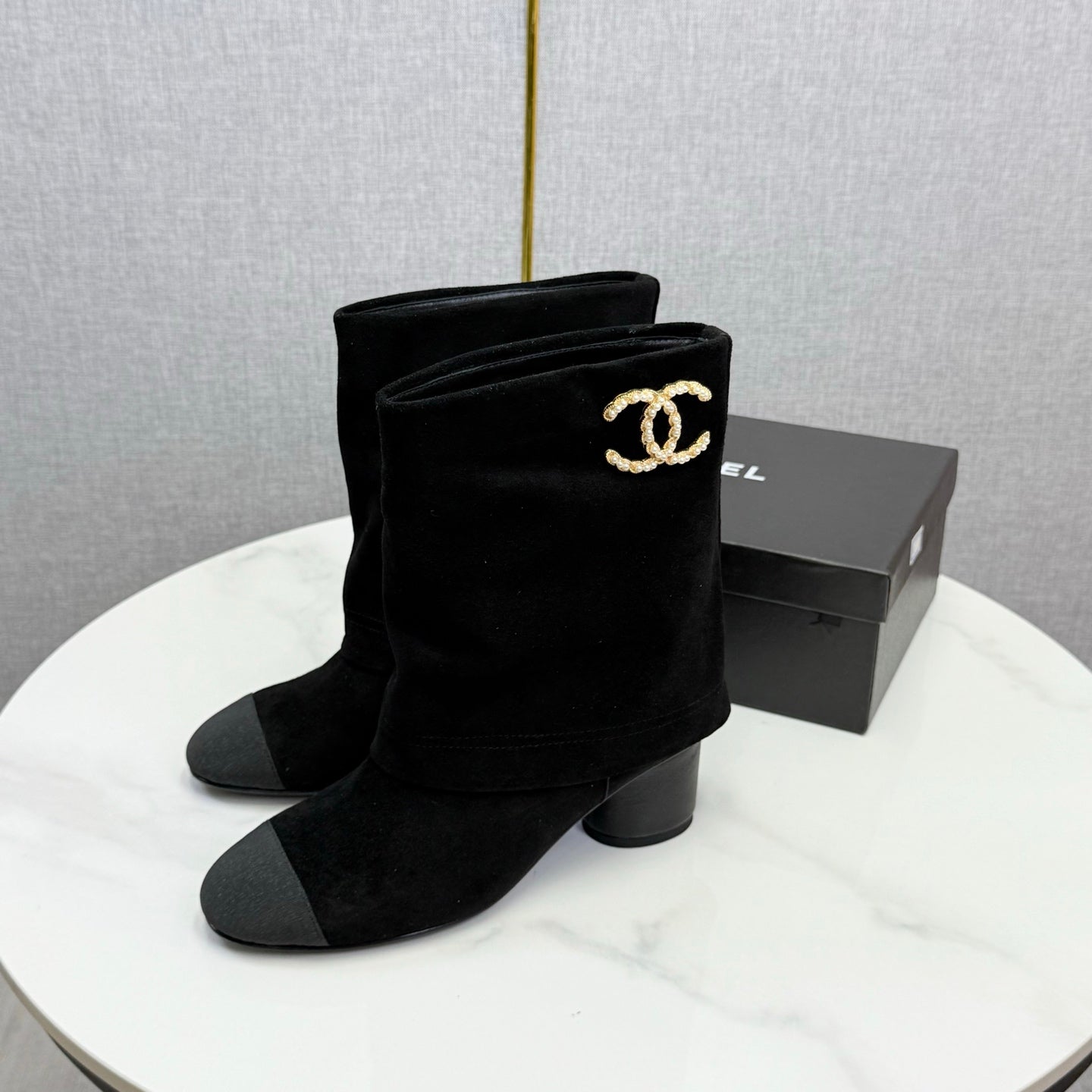 CC 25 Ankle Boot Black Suede Grosgrain 444487