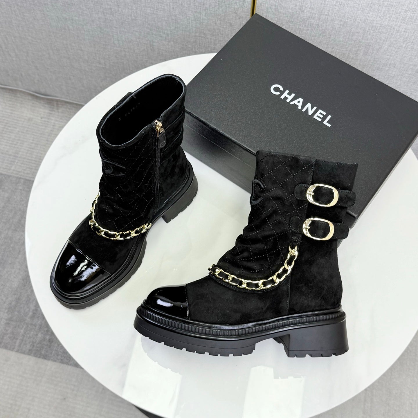 CC 25B AW Ankle Boots Black Quited Suede Patent Leather 541070 GHW