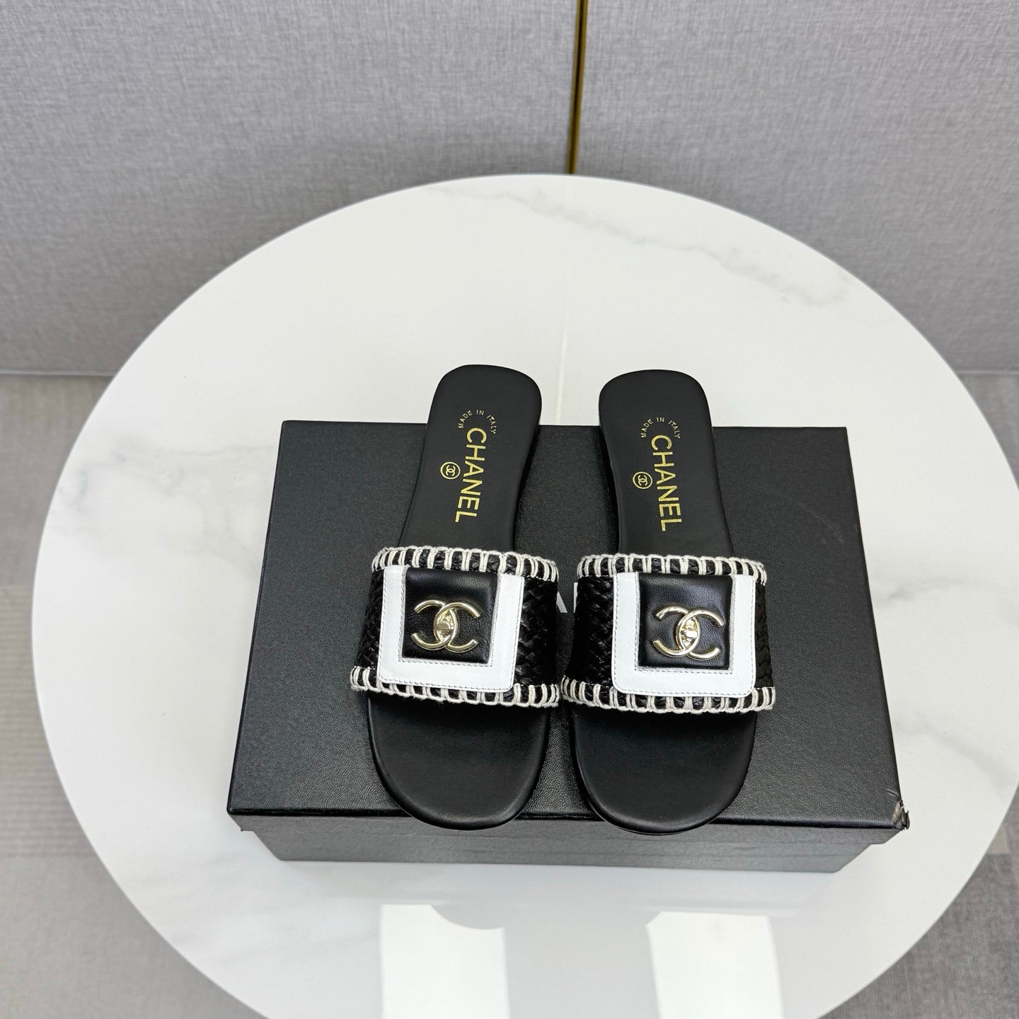CC 26s Slipper Black White Sheepskin Tweed 620278