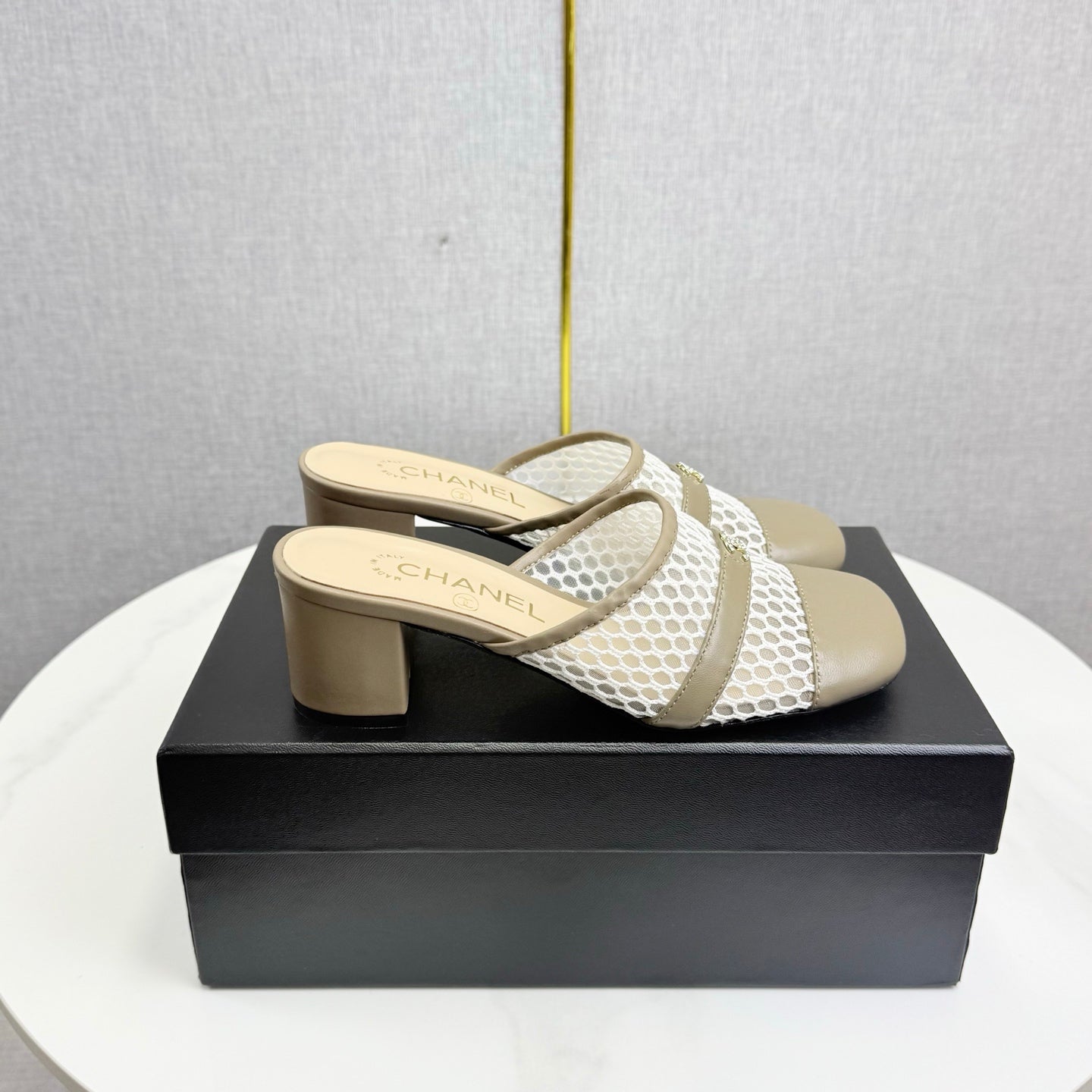 CC 26s Sandal 4.5cm Beige Mesh Sheepskin 639825