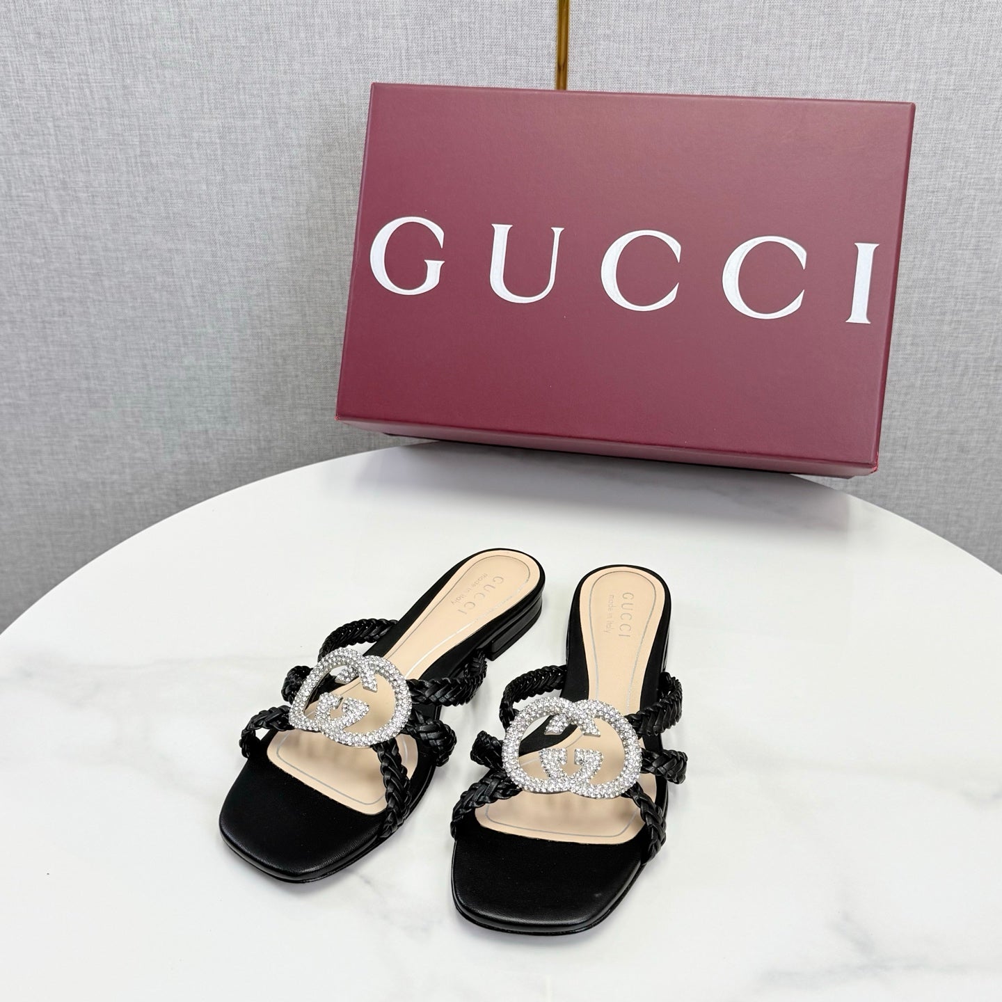 GG 26s Slippers With Crystal Interlocking G Black Leather 639929