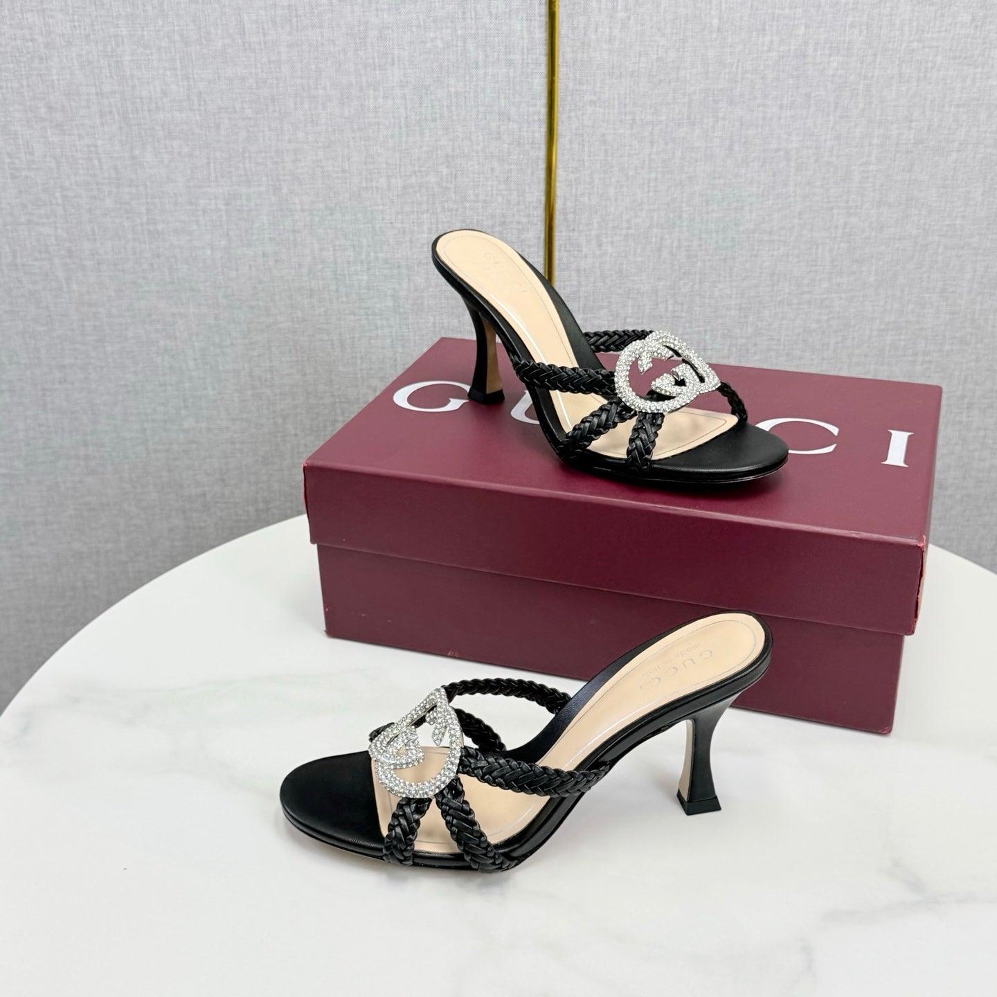 GG 26s Sandals 6.5cm With Crystal Interlocking G Black Leather 639948