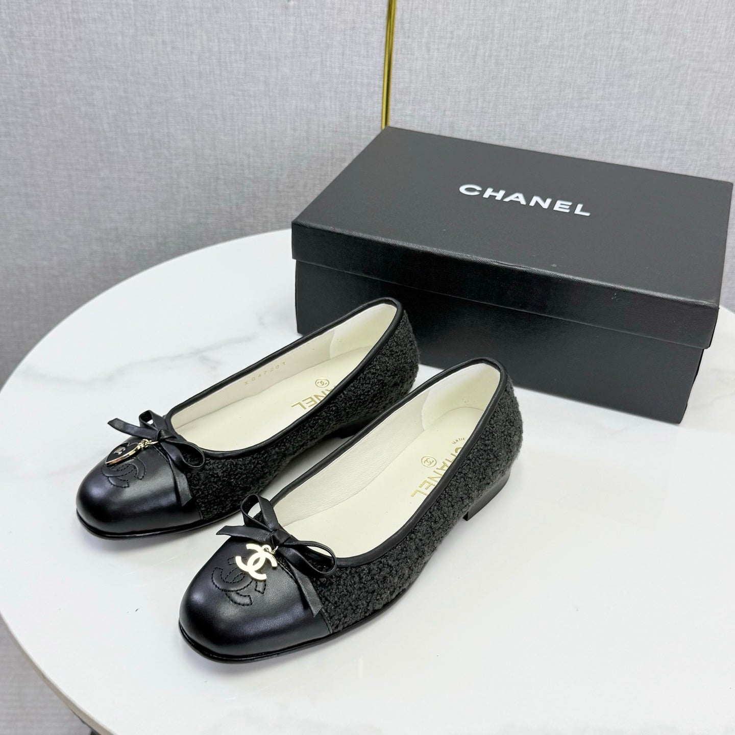 CC 26s Ballet Flats In Black Tweed And Lambskin