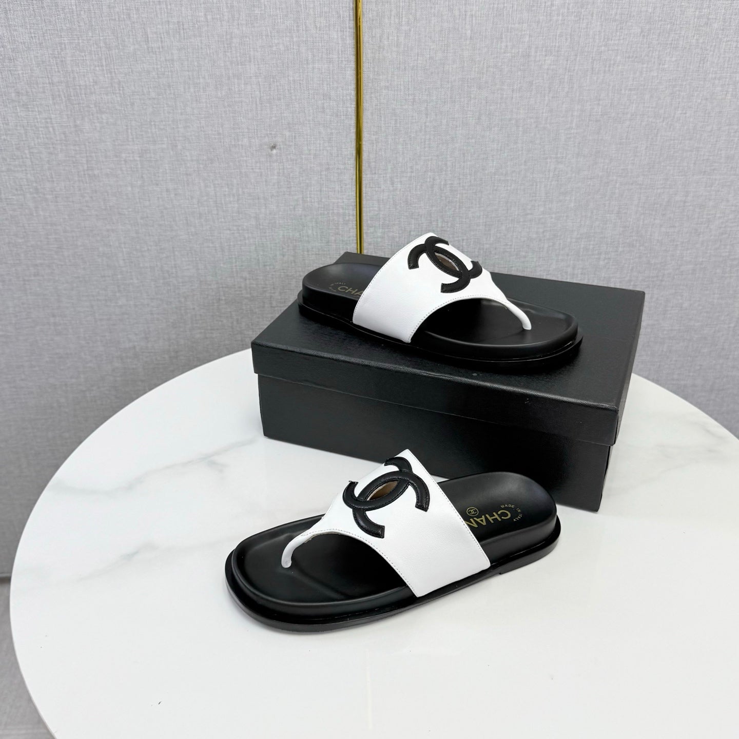 Chanel 26s CC Thong Slides White Lambskin