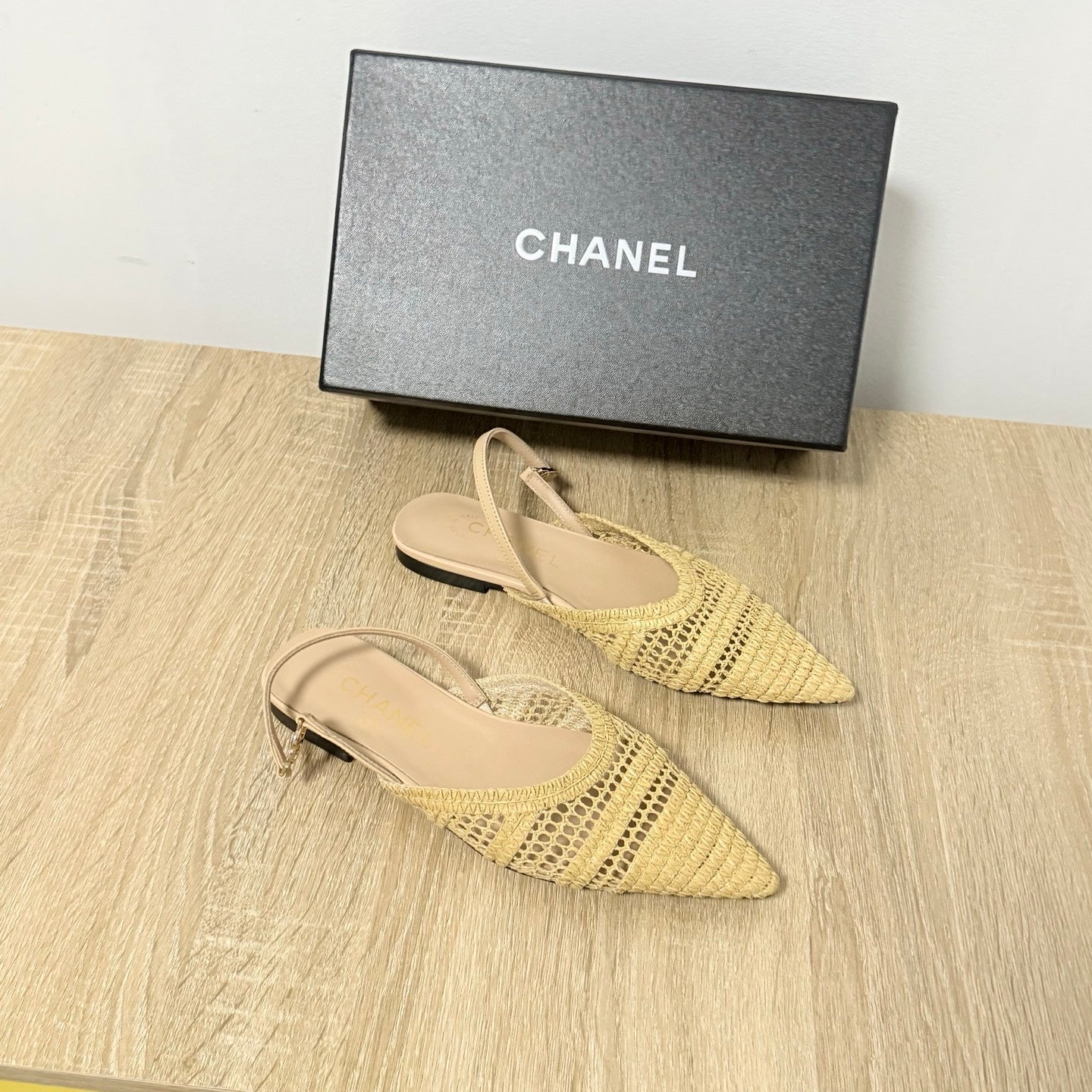 CC 26s Slingback Beige Straw 865690