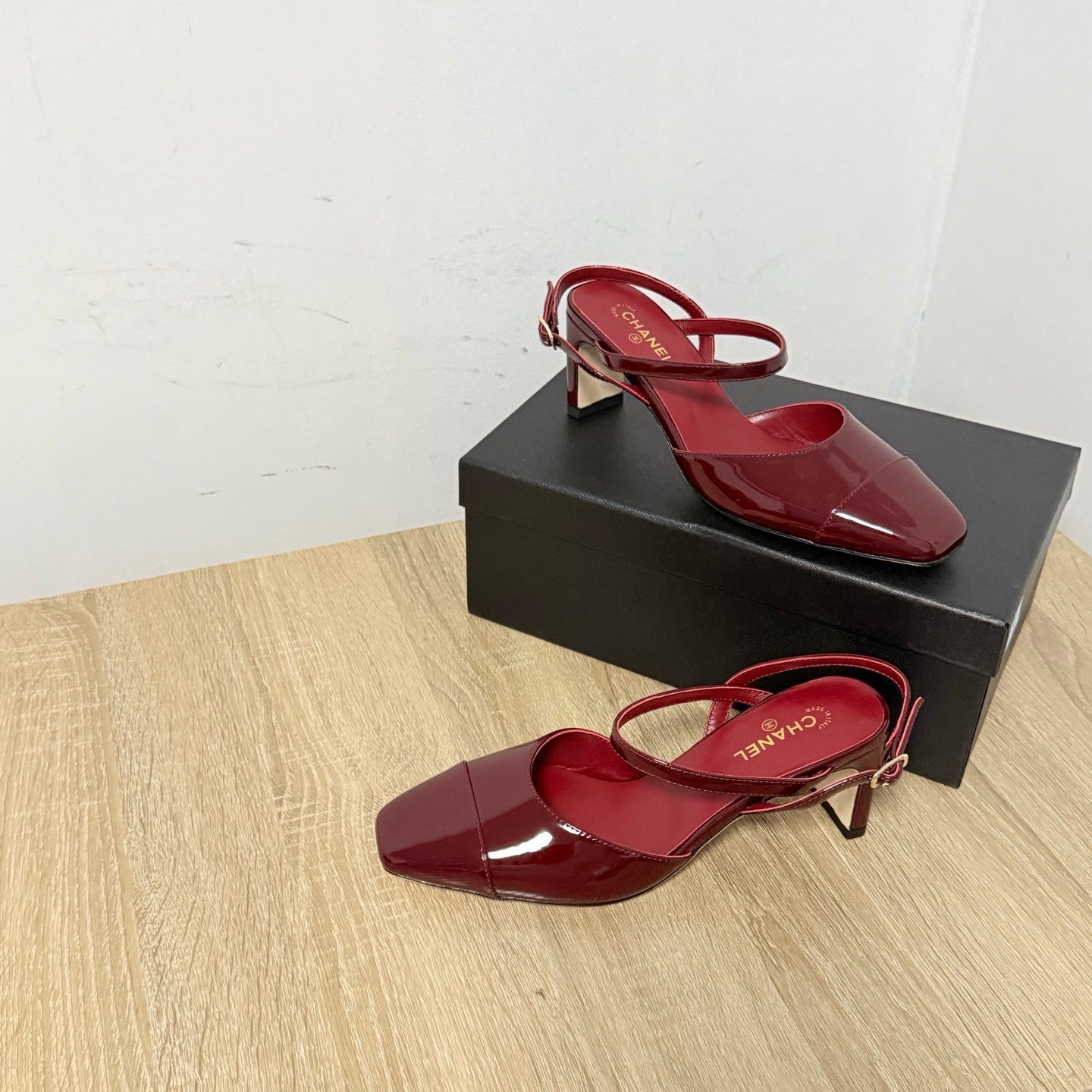 CC Métiers d’art 2026 Slingbacks 6.5cm Burgundy Patent Calfskin 865641