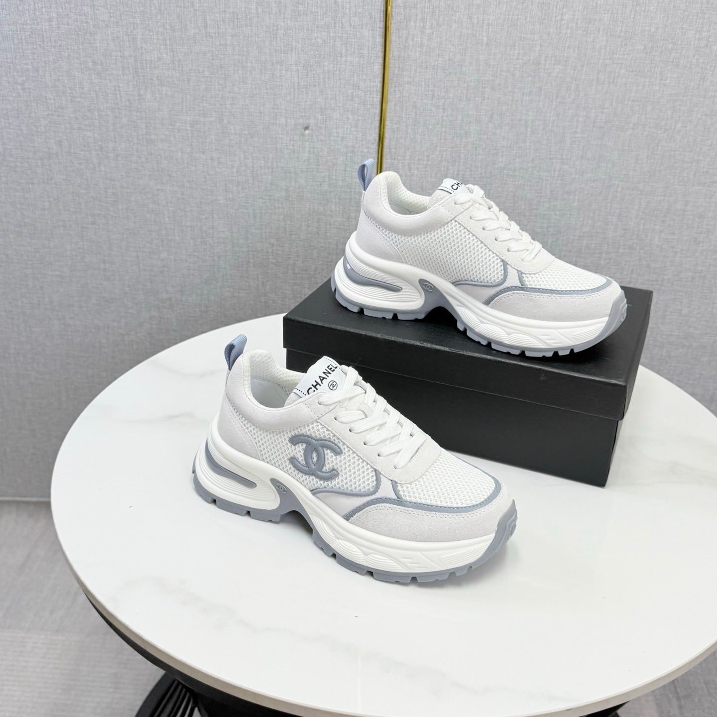 CC 26s Casual Sneakers White Grey Mesh Suede 865841