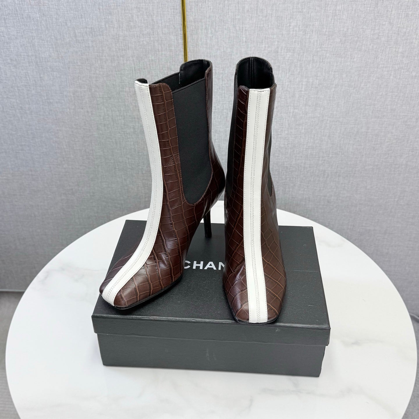 CC 26s Metiers d'Art Boot Coffee Embossed Leather 904448