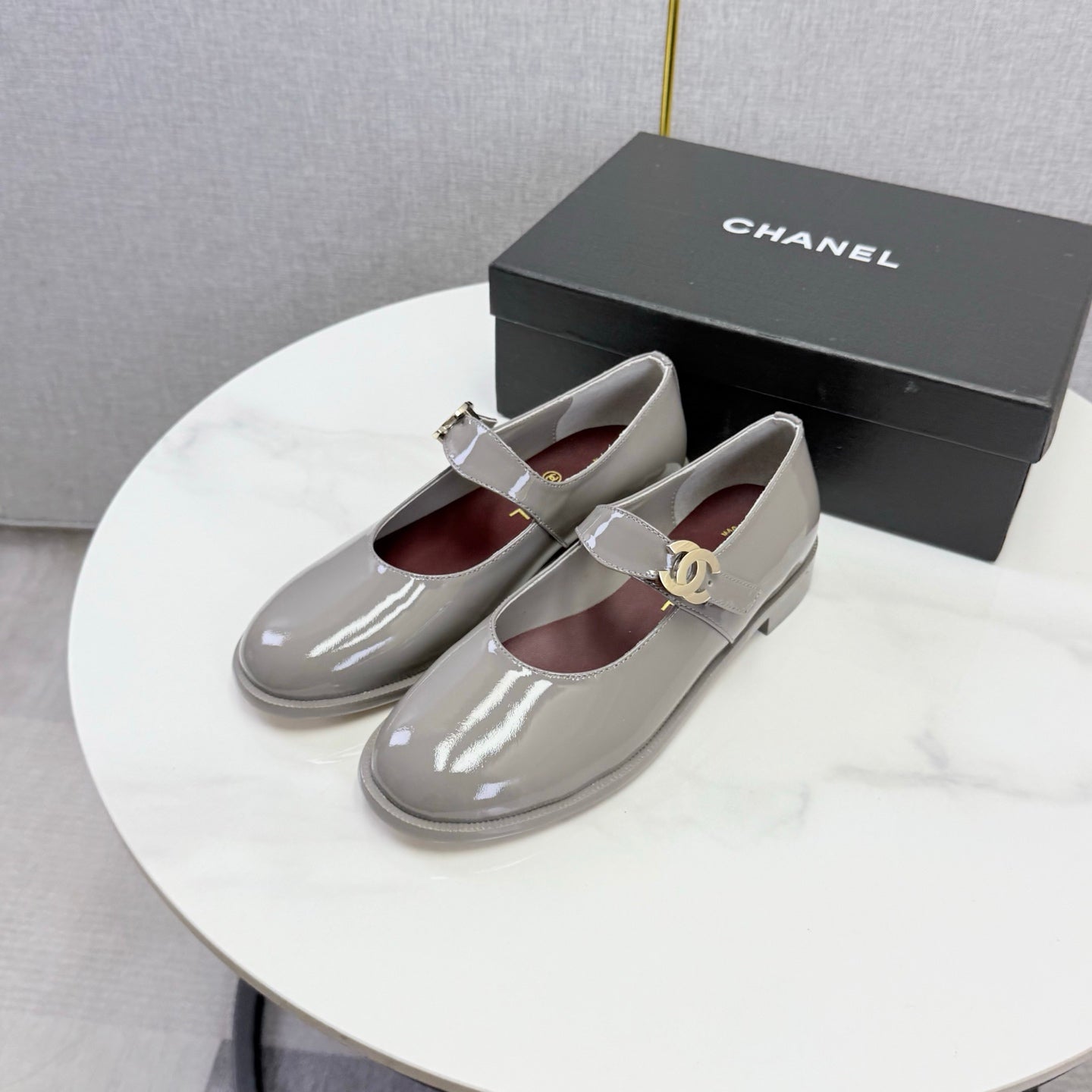 CC 26s Mary Jane Flats Grey Patent Leather 904493