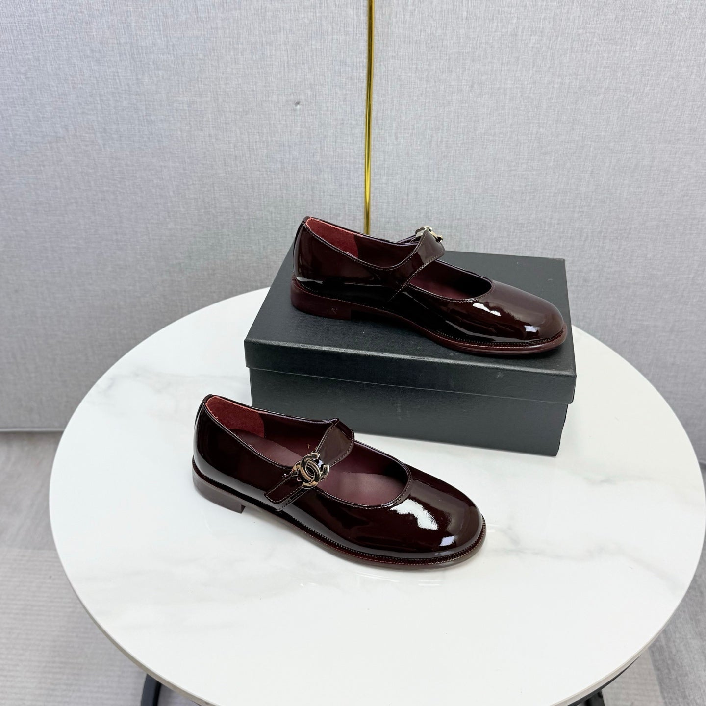 CC 26s Mary Jane Flats Burgundy Patent Leather 904495