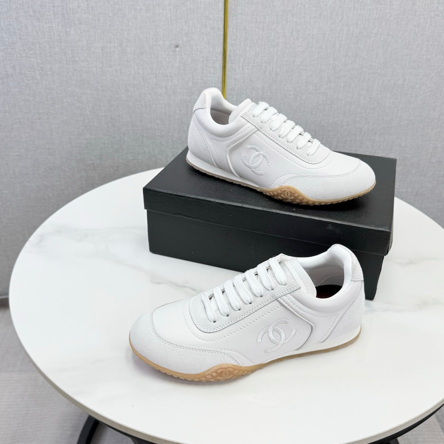 CC 26s Sneakers White Leather Suede 972903