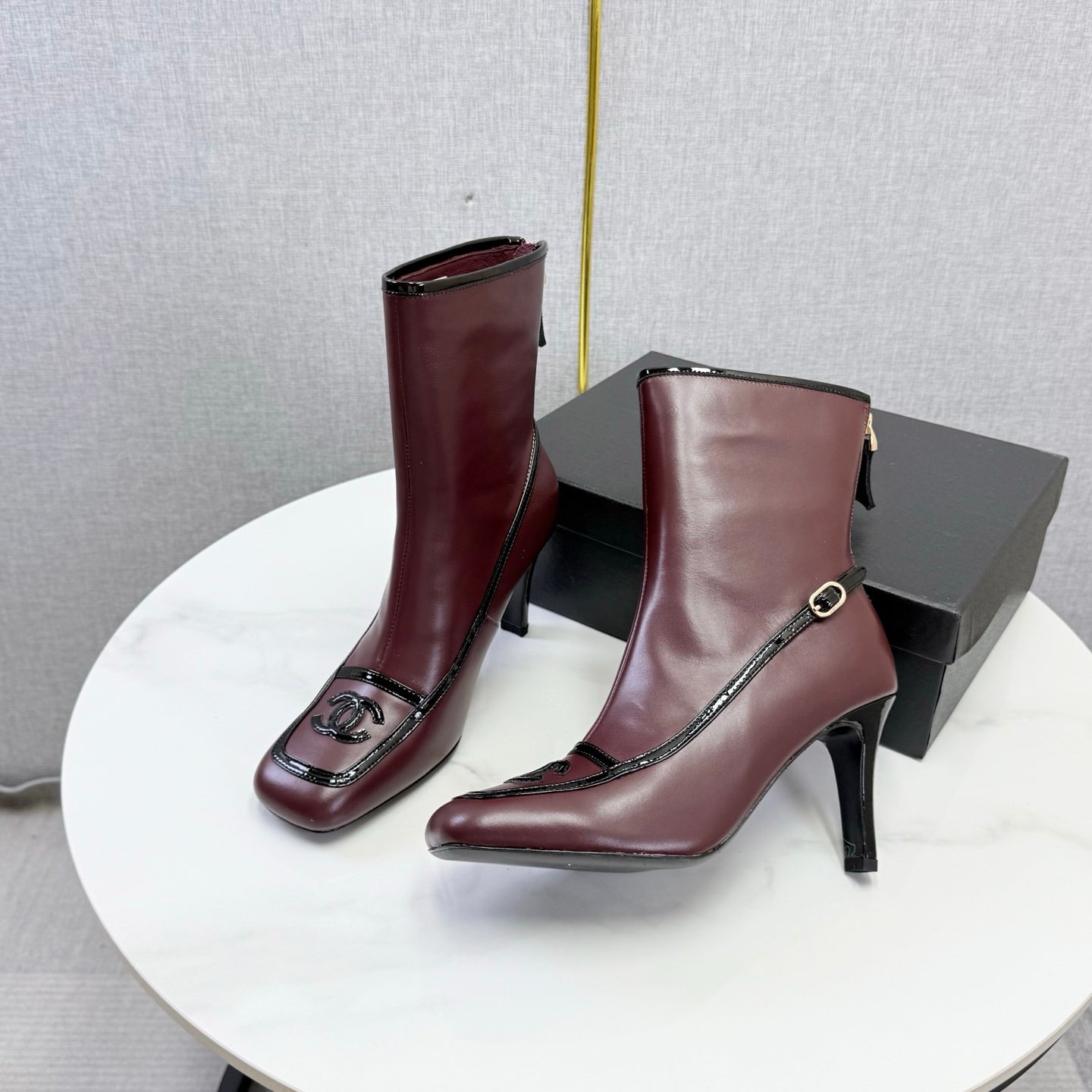 CC 26s Silhouette Ankle Boots Burgundy Black Sheepskin 972812