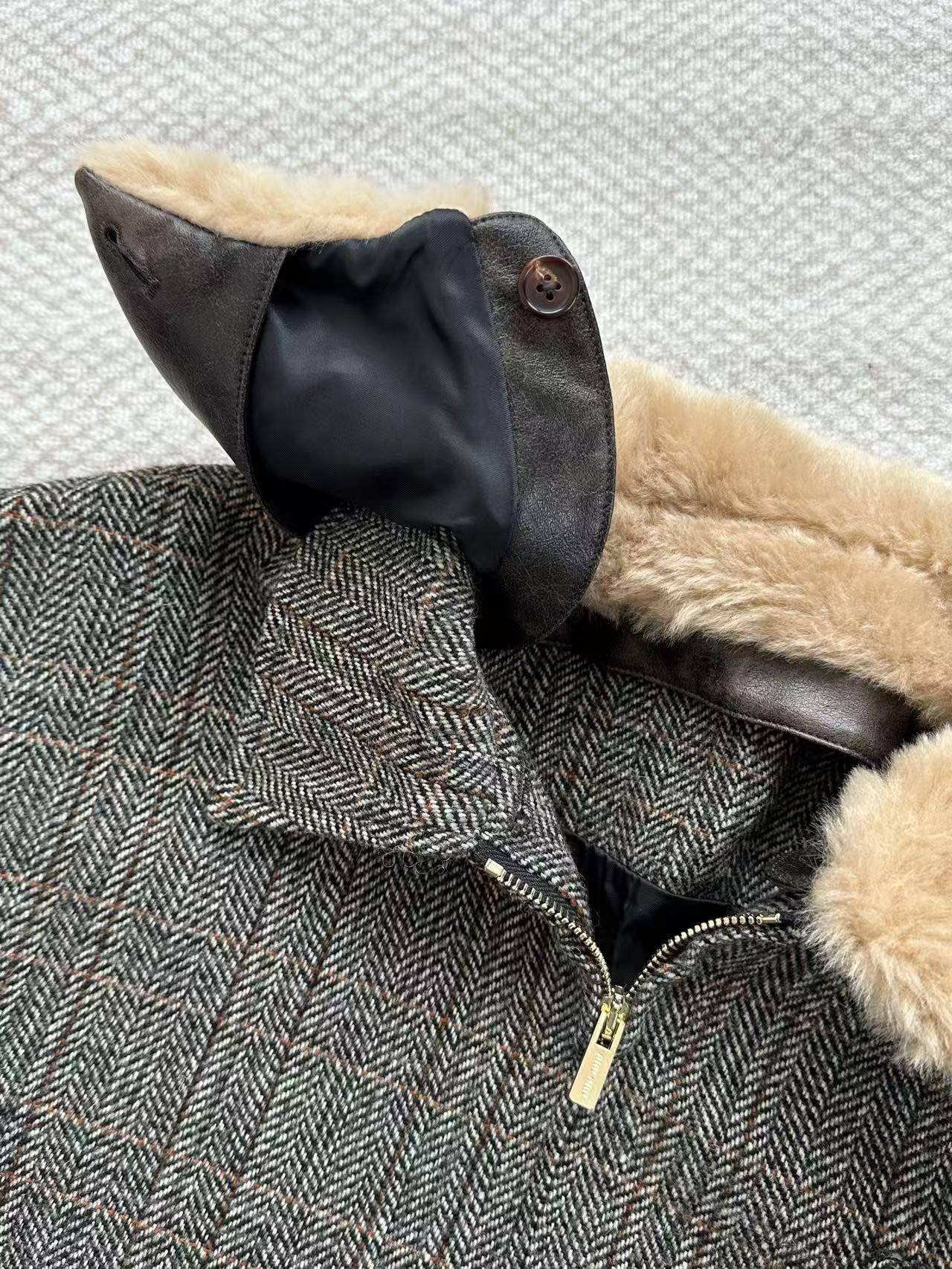 Miu Miu 25 Jacket Gray Beige Wool Viscose
