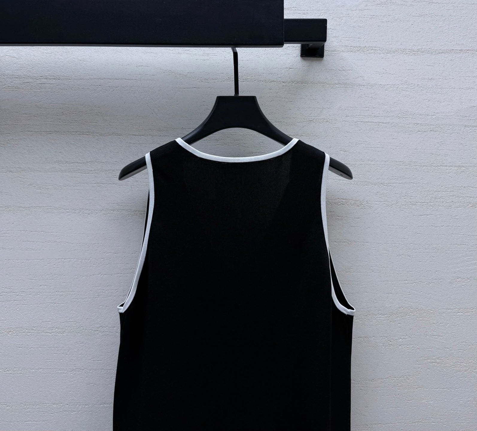 CC 26s Vest Black Silk 398071