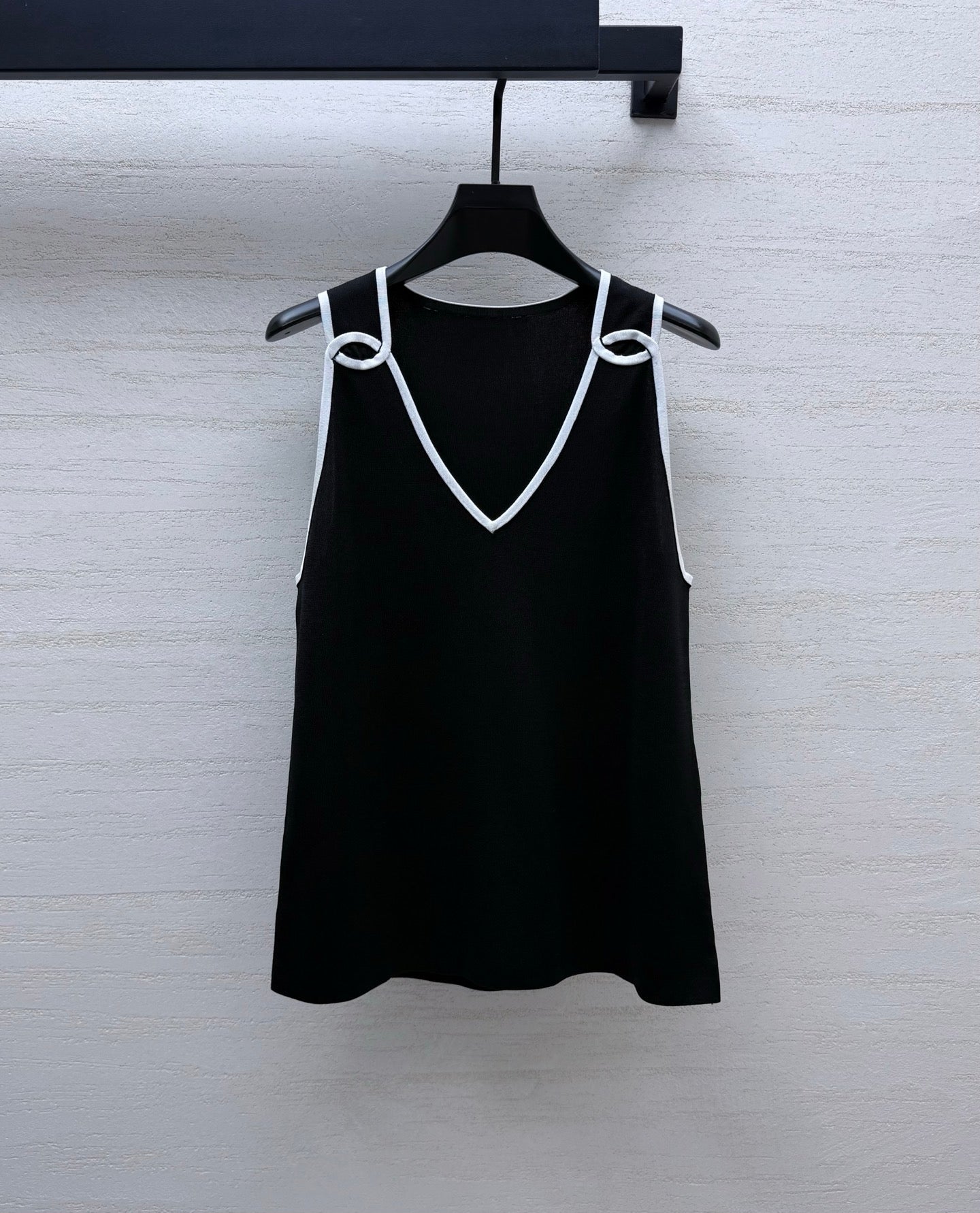 CC 26s Vest Black Silk 398071