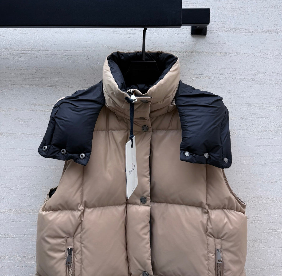 MC 26s Down Vest Beige Polyamide 432978