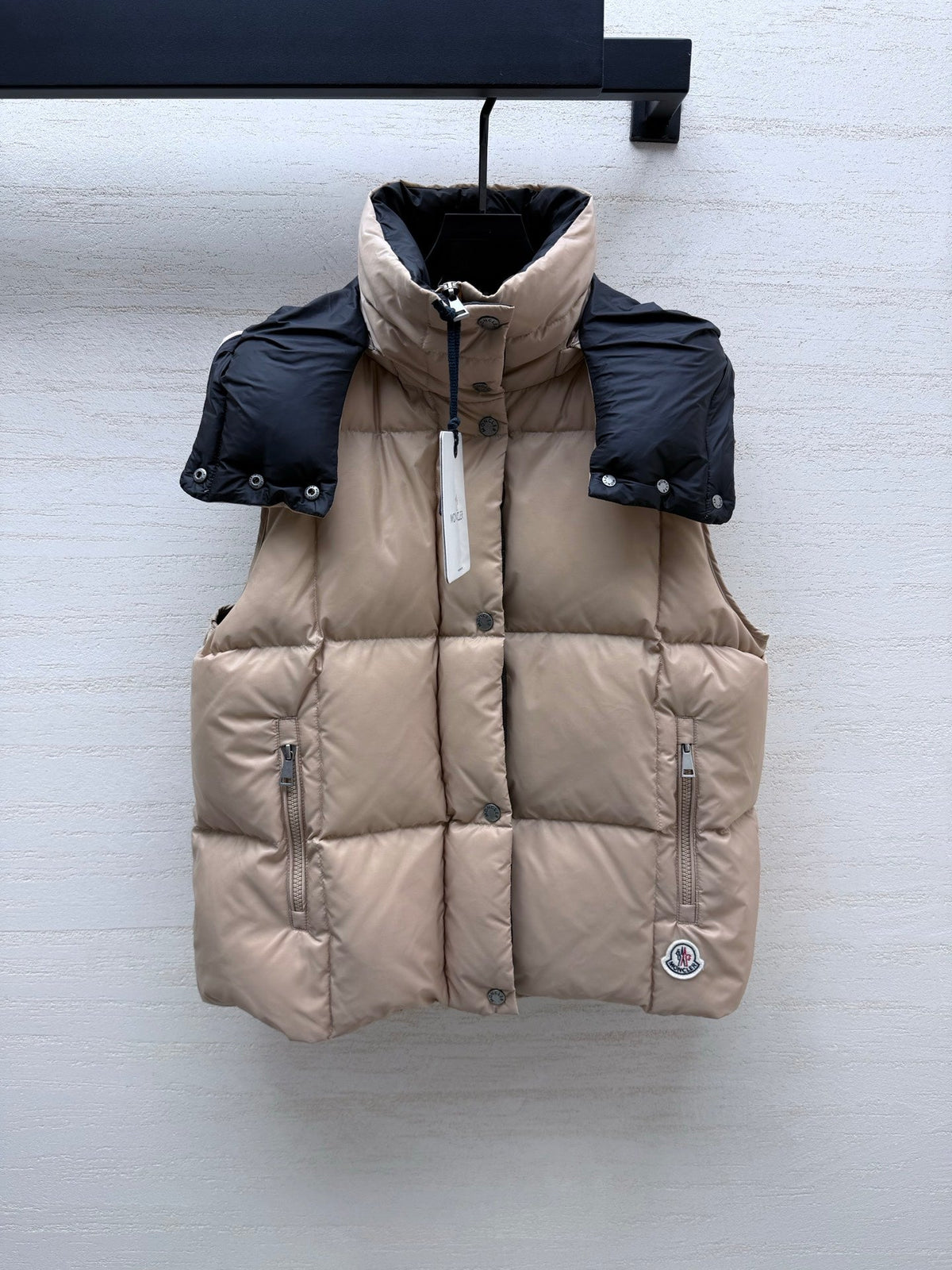 MC 26s Down Vest Beige Polyamide 432978