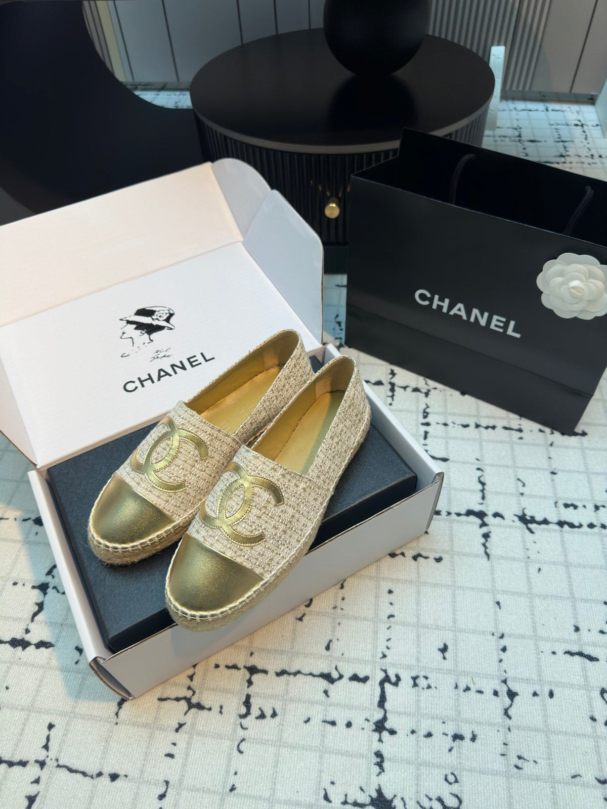 CC 26 Espadrilles Loafers In Beige Tweed And Golden Lambskin