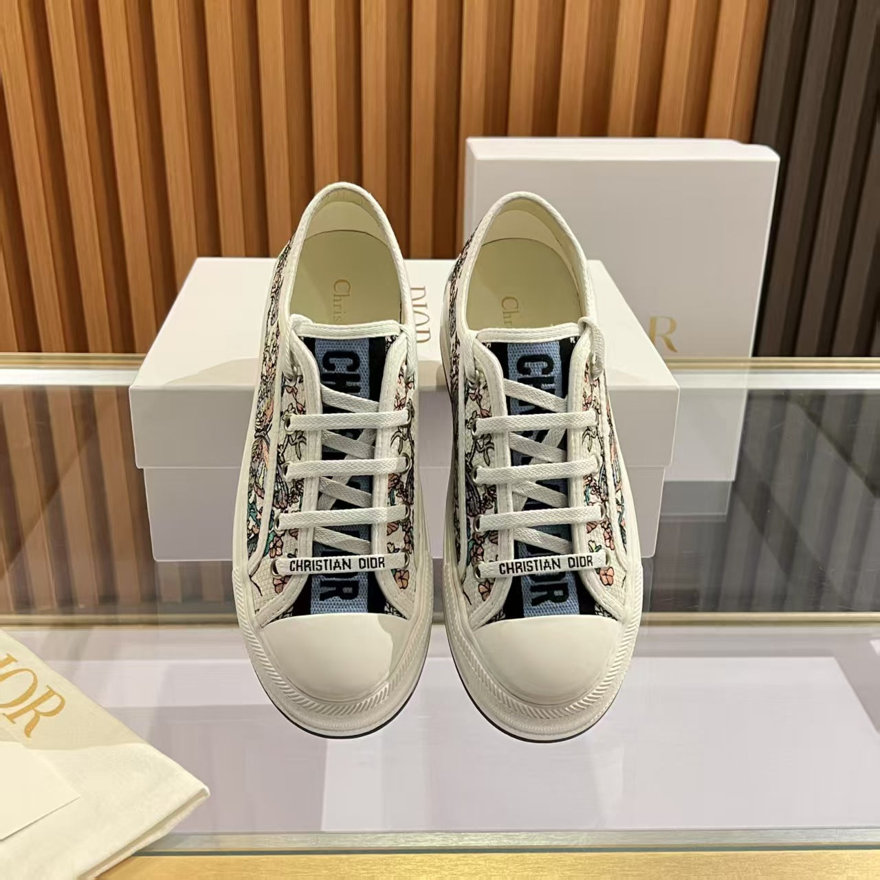 CD 25 Walk Platform Sneaker Fabric 242456