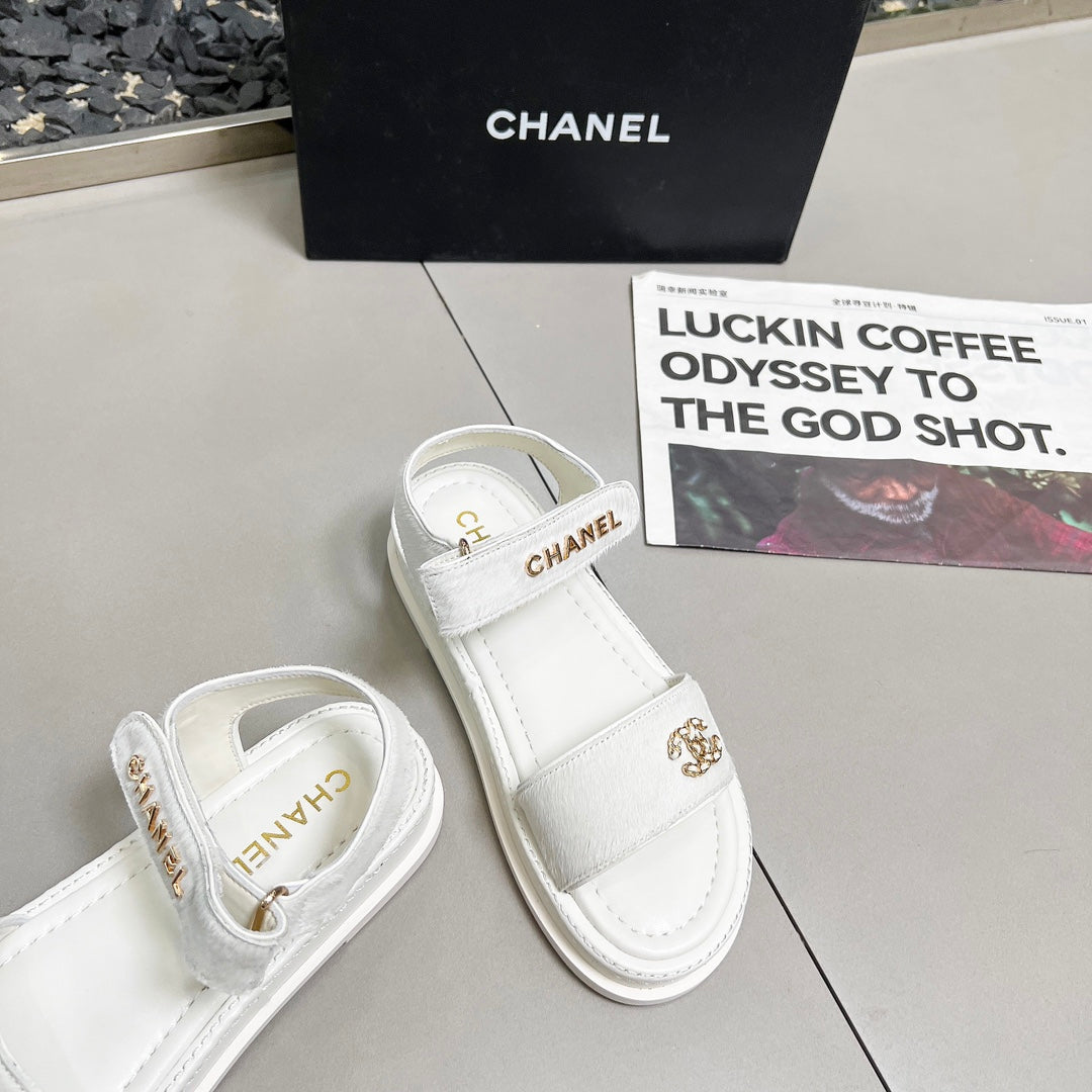 CC 25A Sandals White Horse Fur Leather 338604
